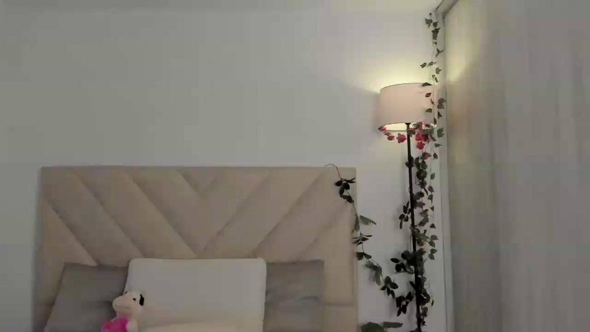 Gallery image thumbnail from sexyALISOM's myfreecams stream on, 08/16/2026, 11:27 image 1 of 20
