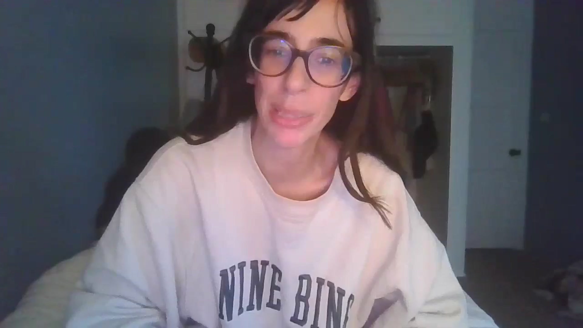 Gallery image thumbnail from sexyashlie's myfreecams stream on, 10/18/2023, 24:55 image 10 of 20