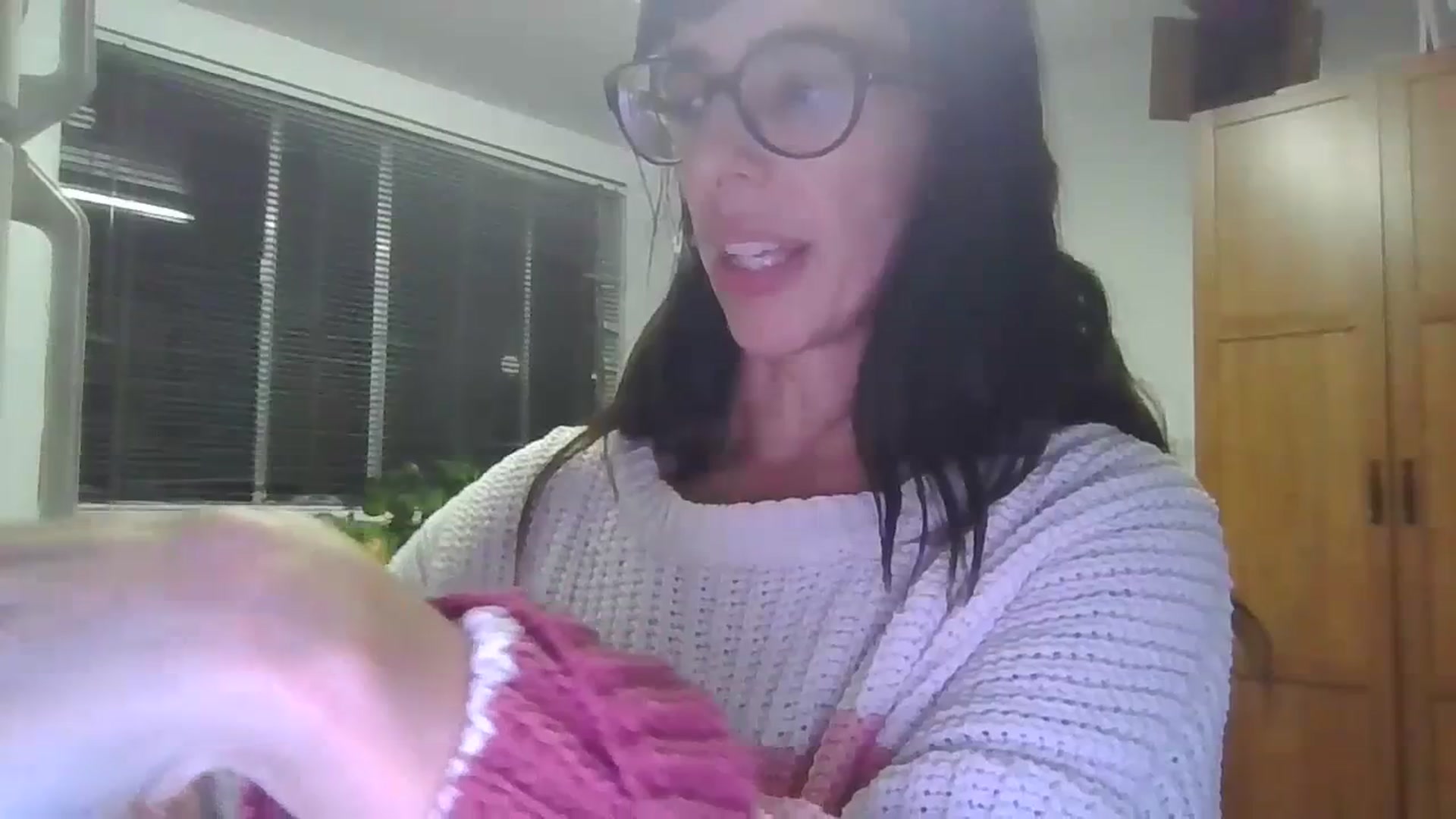 Gallery image thumbnail from sexyashlie's myfreecams stream on, 10/18/2023, 05:50 image 14 of 20