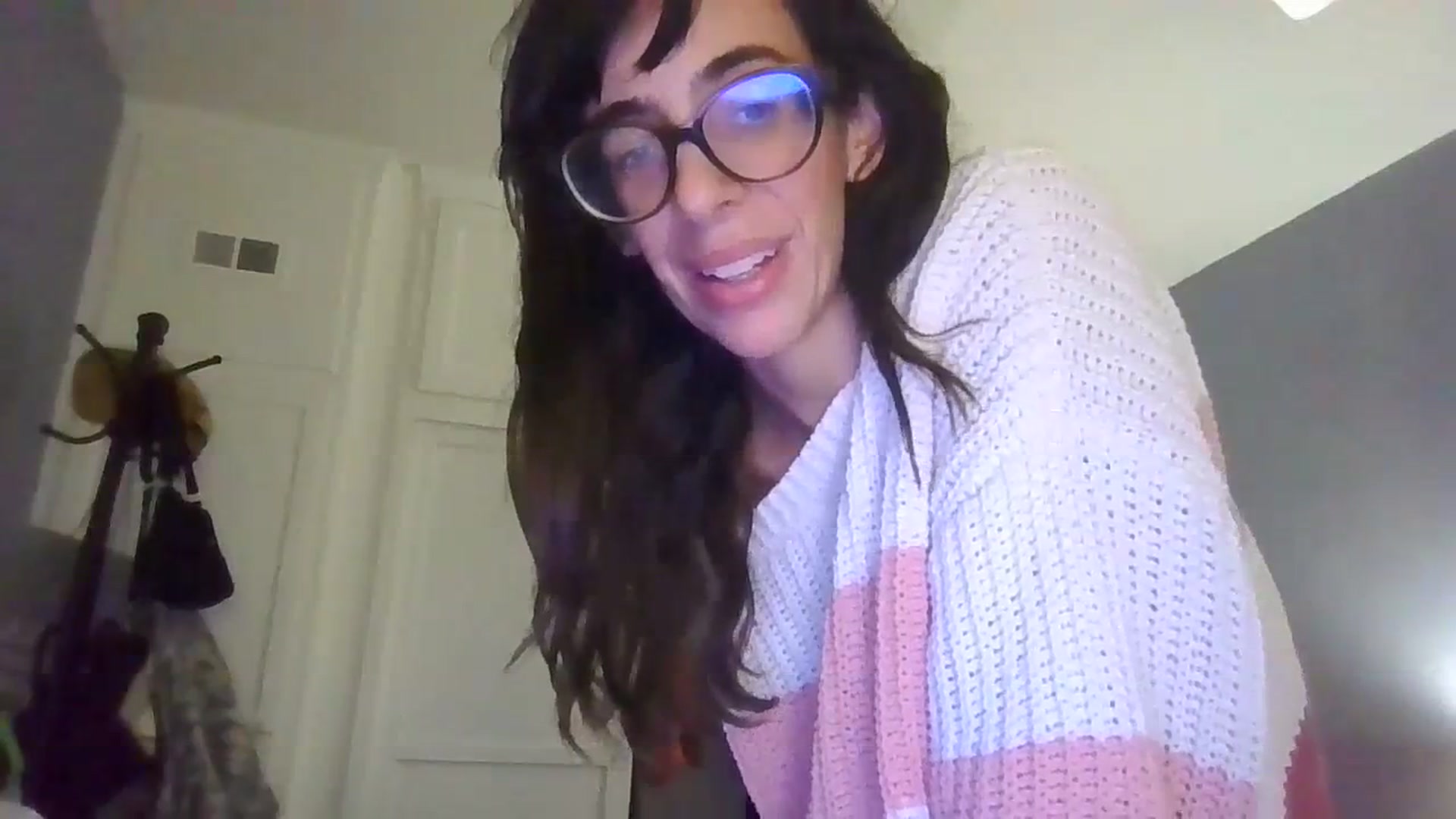 Gallery image thumbnail from sexyashlie's myfreecams stream on, 10/18/2023, 05:50 image 3 of 20