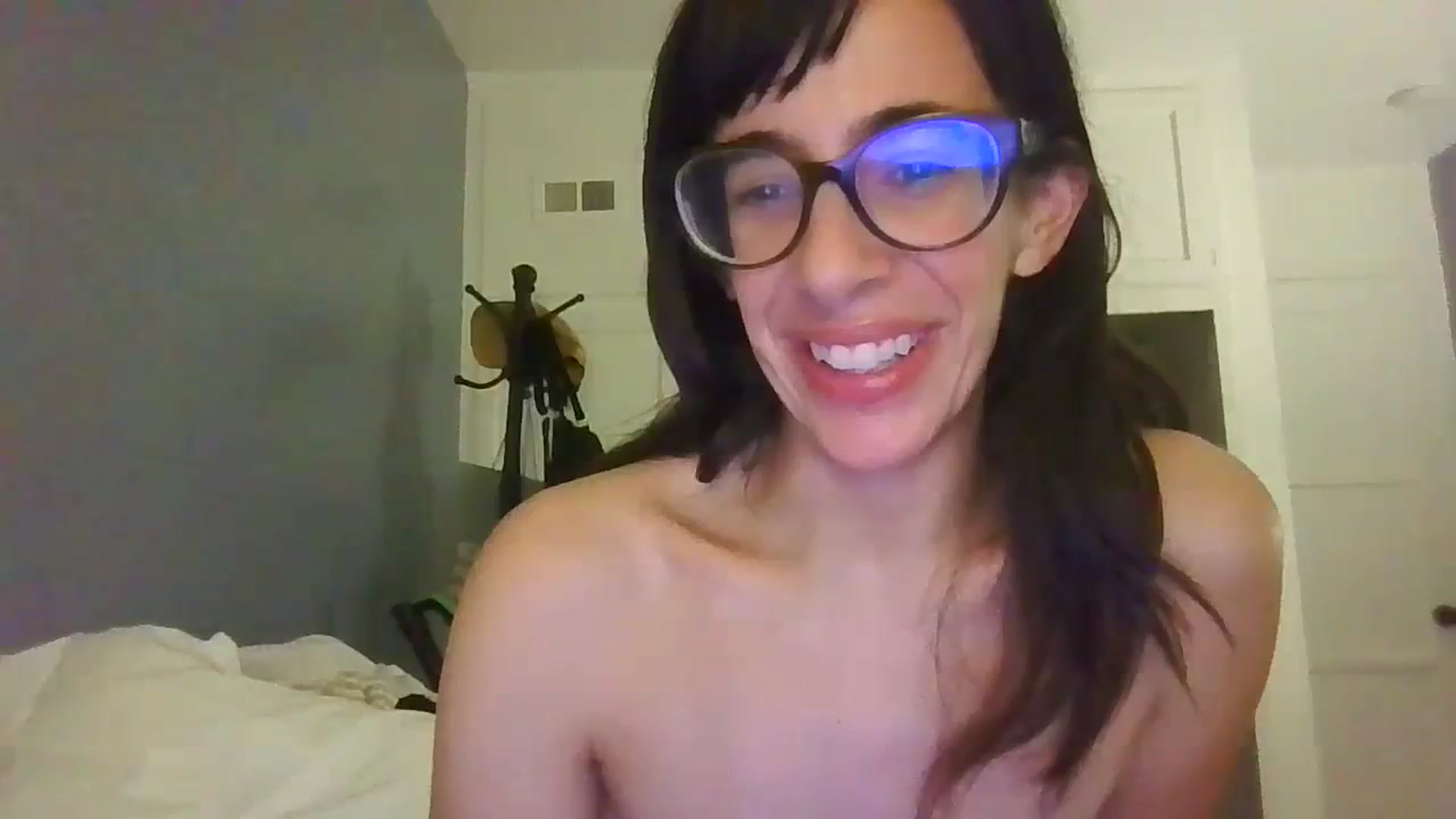 Gallery image thumbnail from sexyashlie's myfreecams stream on, 10/18/2023, 08:28 image 7 of 20