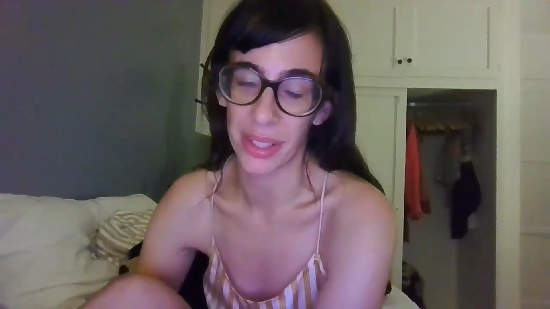 Gallery image thumbnail from sexyashlie's myfreecams stream on, 10/18/2023, 10:45 image 7 of 20