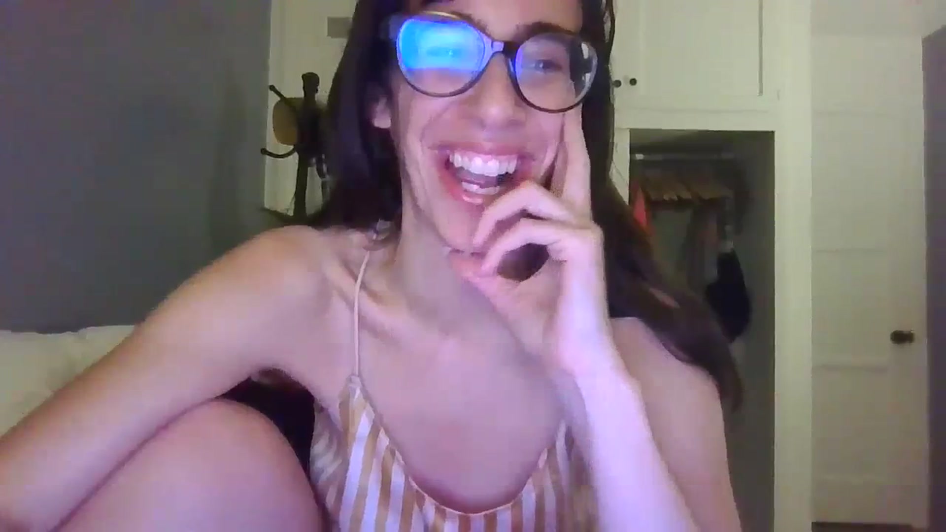 Gallery image thumbnail from sexyashlie's myfreecams stream on, 10/18/2023, 10:45 image 3 of 20