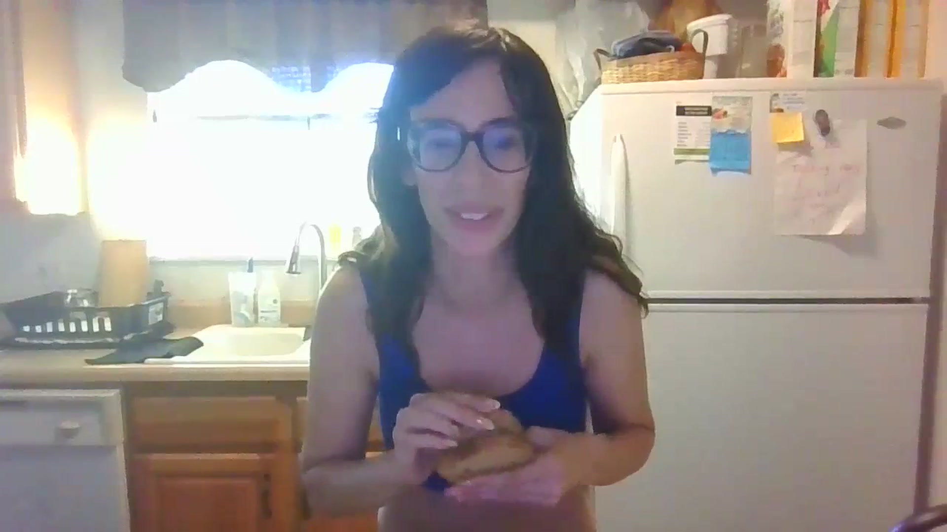 Gallery image thumbnail from sexyashlie's myfreecams stream on, 10/19/2023, 02:32 image 4 of 20