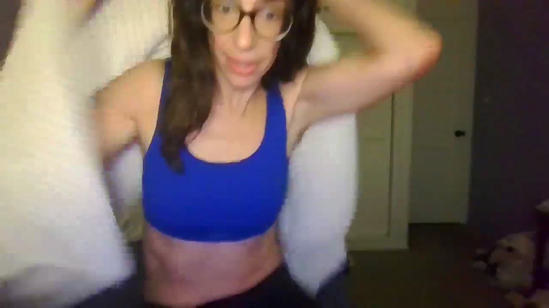 Gallery image thumbnail from sexyashlie's myfreecams stream on, 10/19/2023, 02:32 image 20 of 20
