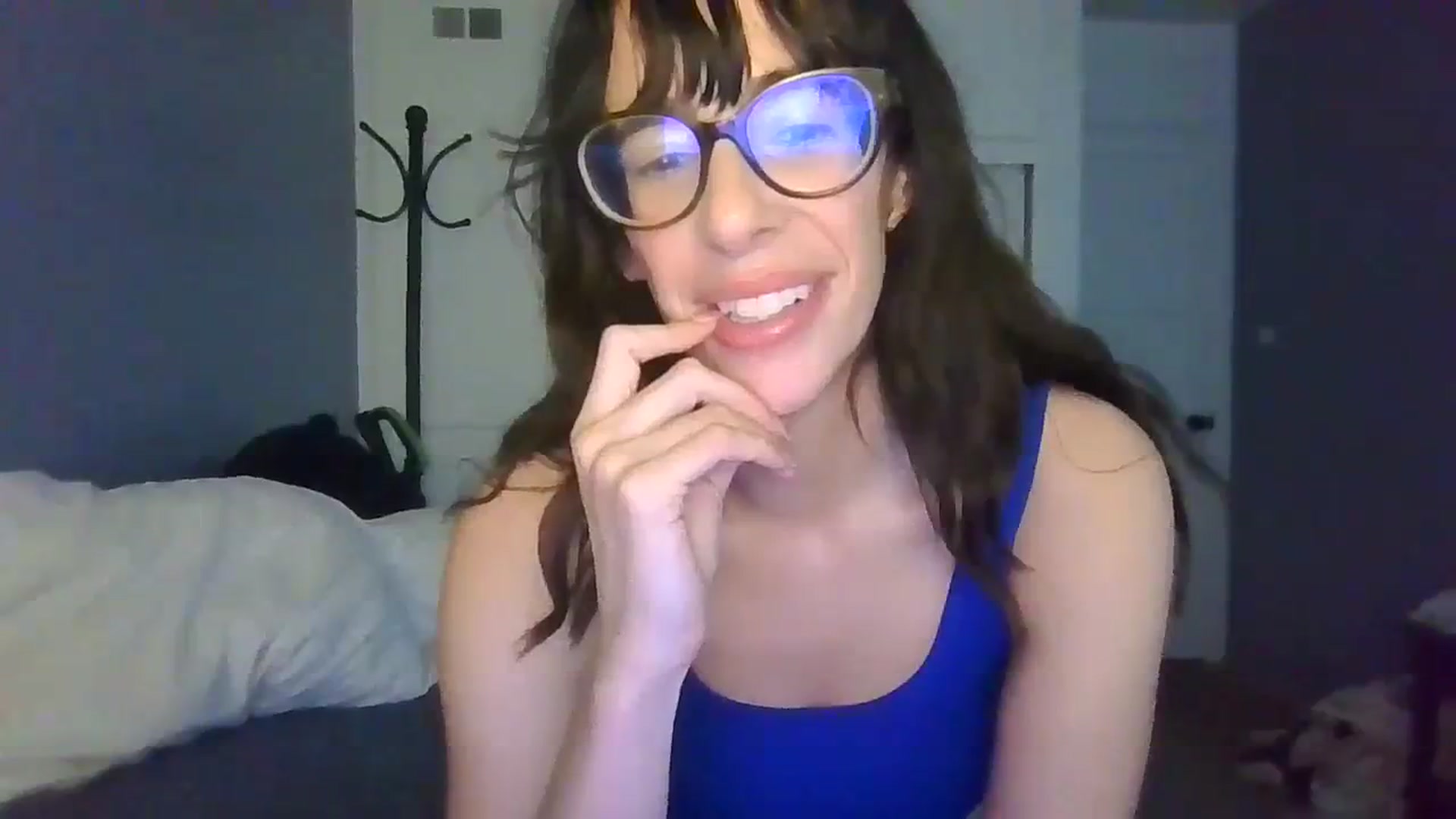 Gallery image thumbnail from sexyashlie's myfreecams stream on, 10/19/2023, 02:32 image 7 of 20