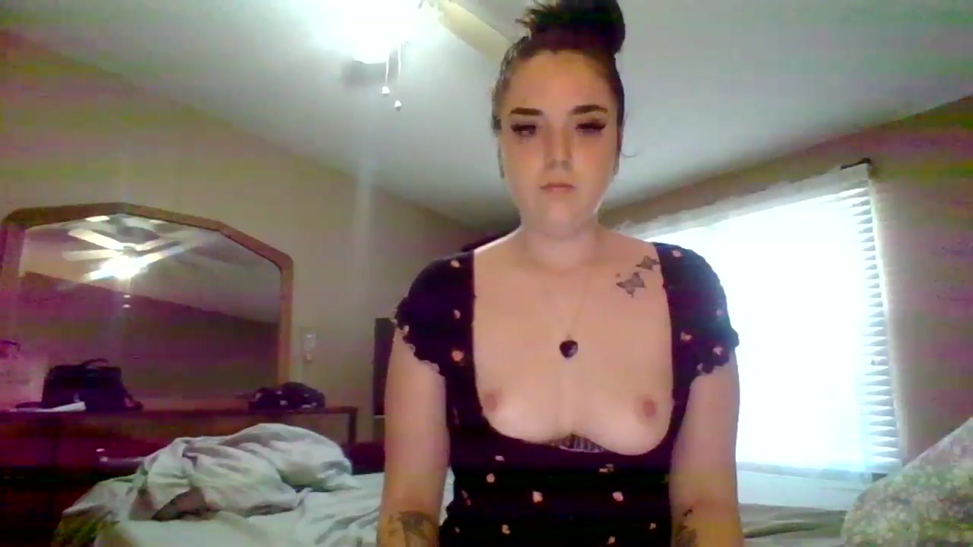 Gallery image thumbnail from sexybigassgal's myfreecams stream on, 07/30/2024, 12:37 image 20 of 20