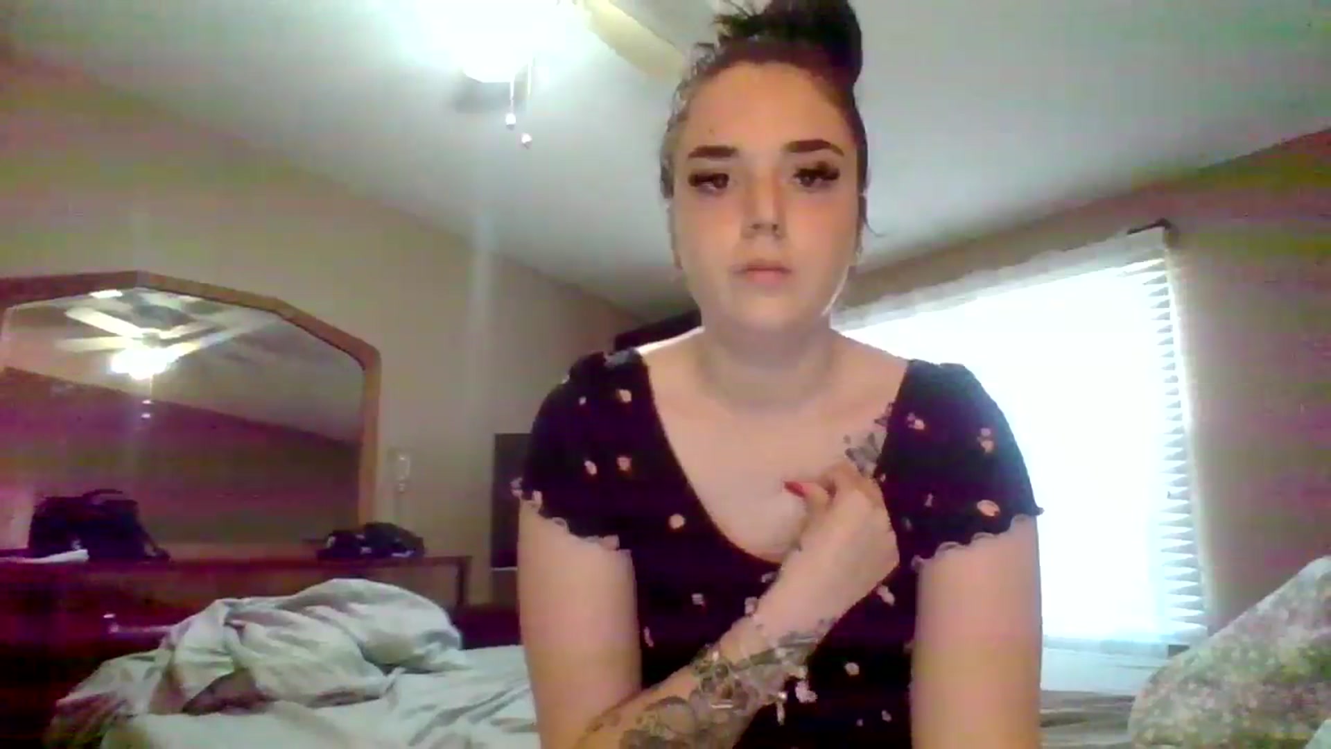 Gallery image thumbnail from sexybigassgal's myfreecams stream on, 07/30/2024, 12:37 image 13 of 20