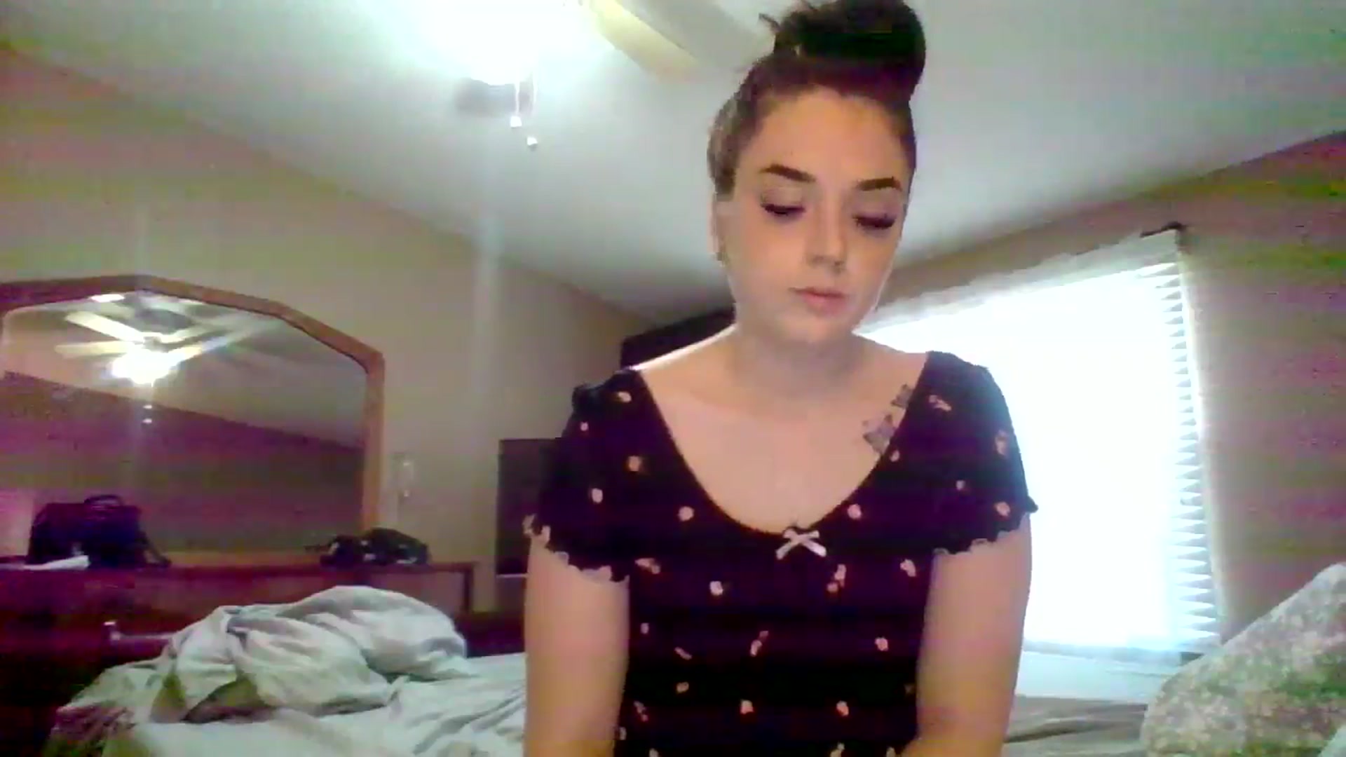 Gallery image thumbnail from sexybigassgal's myfreecams stream on, 07/30/2024, 12:37 image 4 of 20