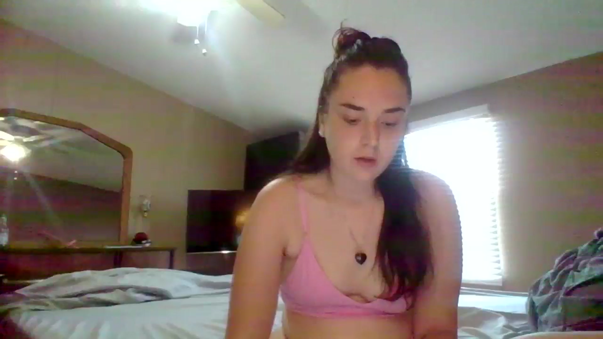 Gallery image thumbnail from sexybigassgal's myfreecams stream on, 08/09/2024, 18:48 image 9 of 20