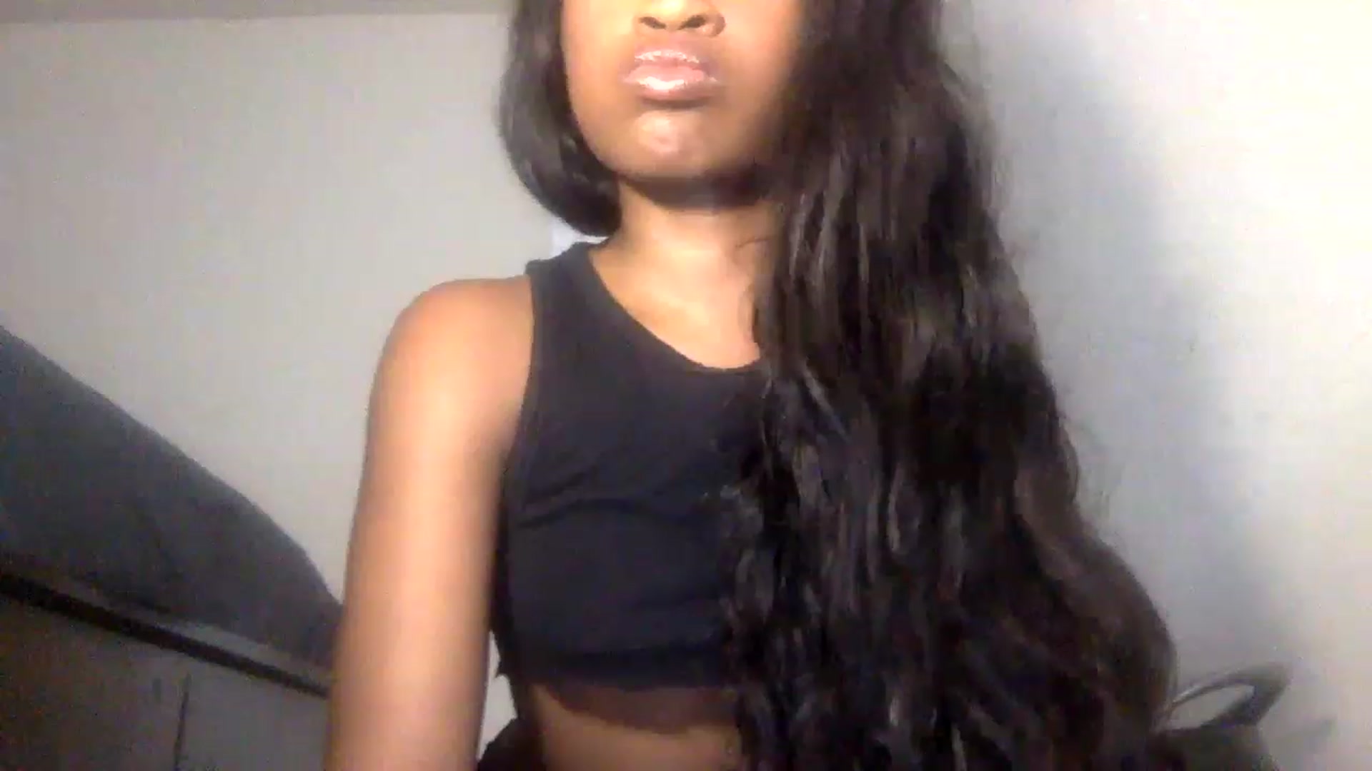 Gallery image thumbnail from sexyyliyahh's myfreecams stream on, 11/16/2022, 15:52 image 5 of 20