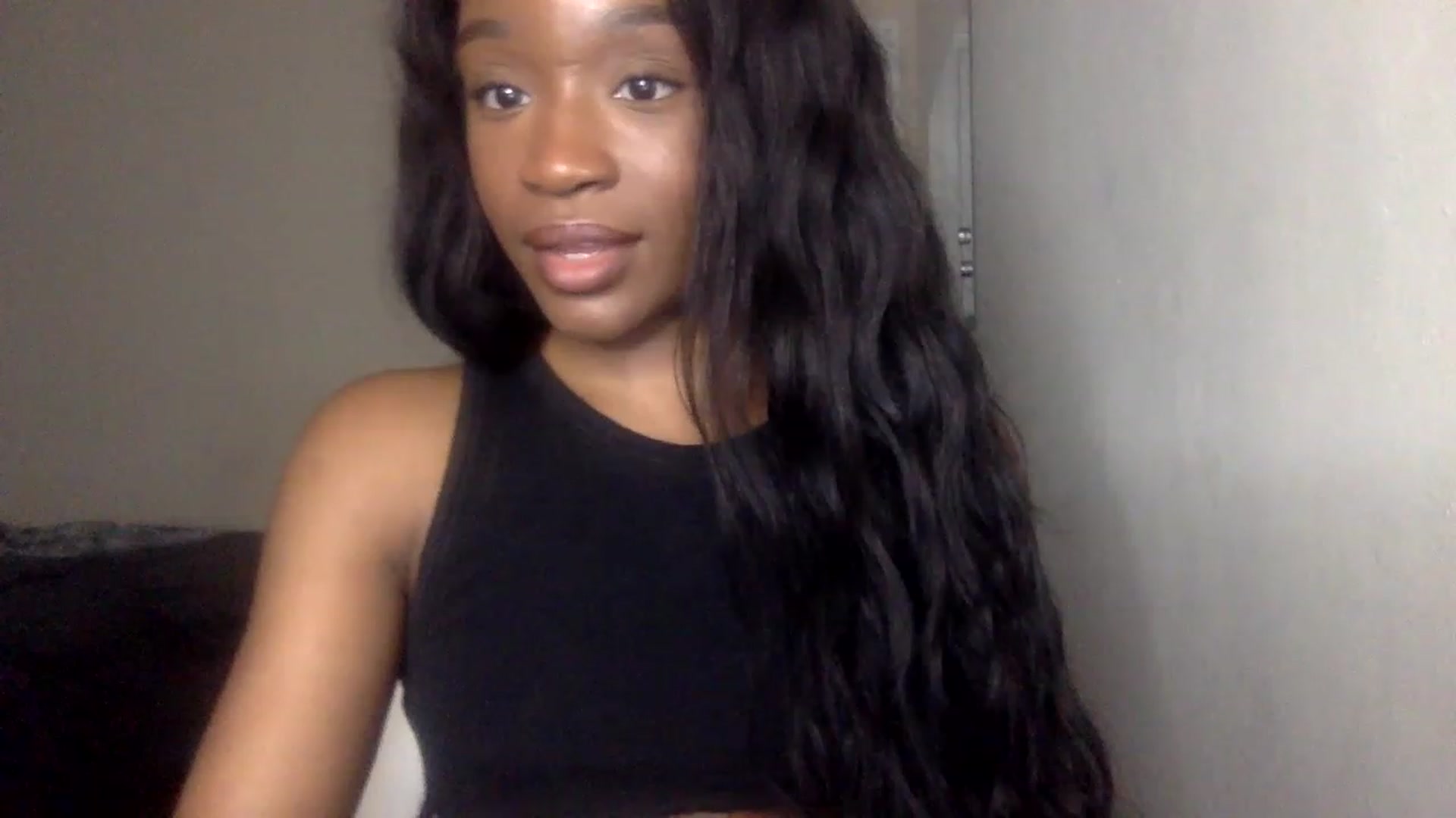 Gallery image thumbnail from sexyyliyahh's myfreecams stream on, 11/16/2022, 21:00 image 13 of 20
