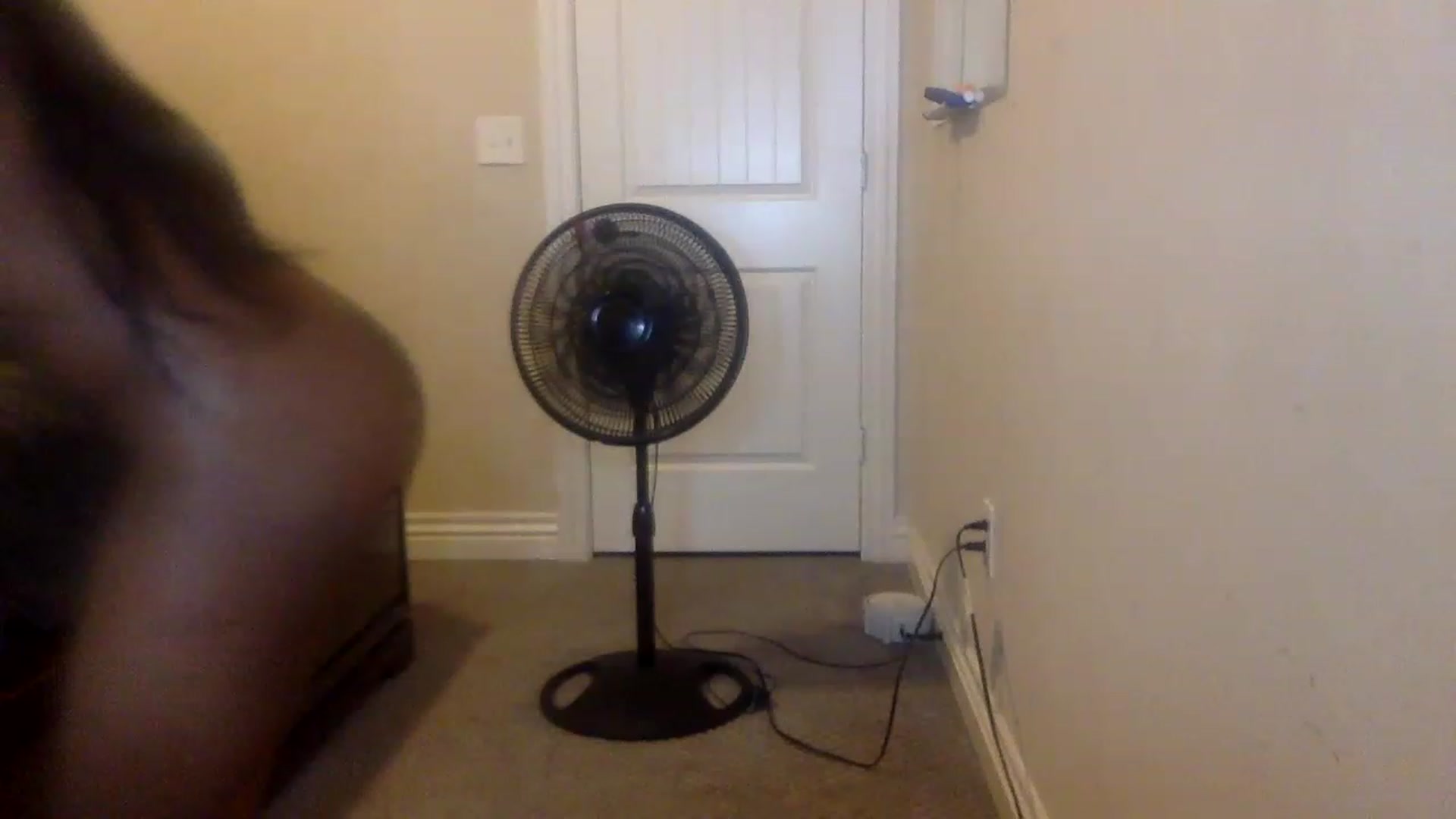 Gallery image thumbnail from sexyyliyahh's myfreecams stream on, 11/20/2022, 23:42 image 1 of 20