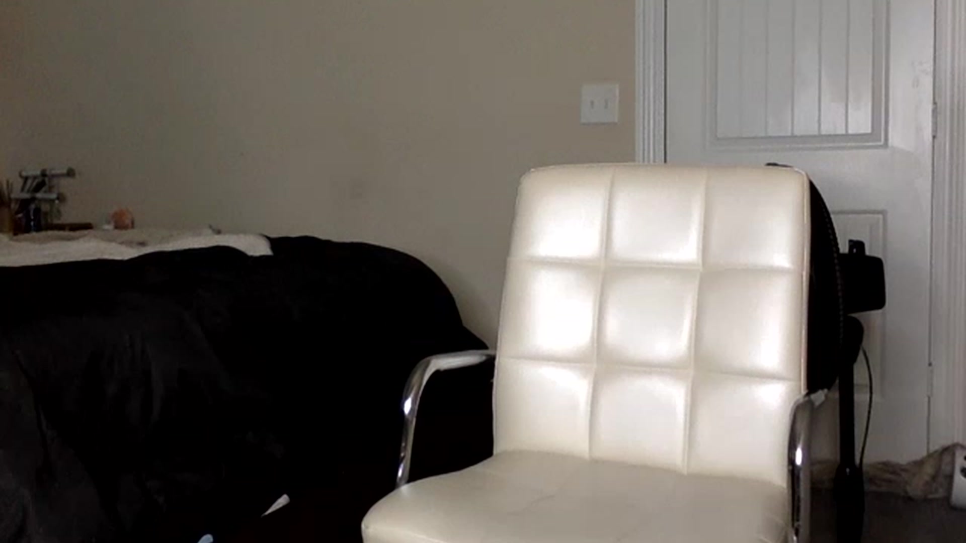Gallery image thumbnail from sexyyliyahh's myfreecams stream on, 01/06/2023, 09:15 image 17 of 20