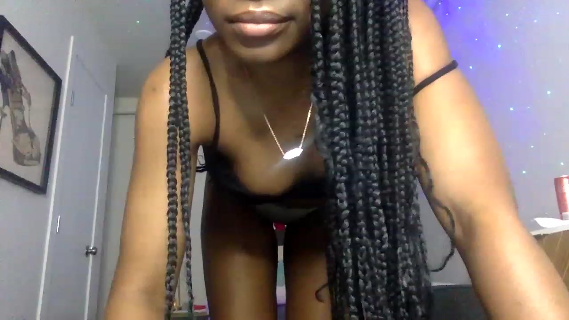 Gallery image thumbnail from sexyyliyahh's myfreecams stream on, 05/04/2023, 10:16 image 3 of 20