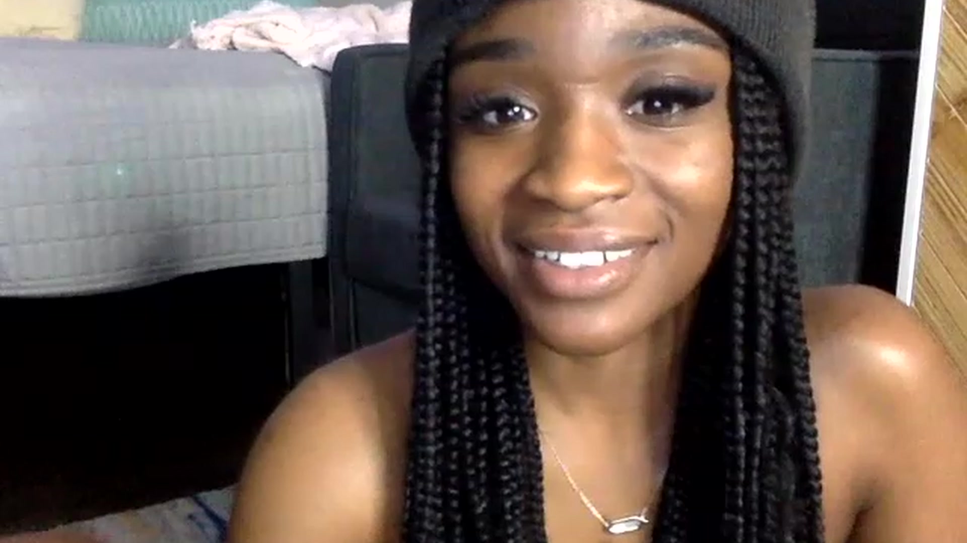 Gallery image thumbnail from sexyyliyahh's myfreecams stream on, 05/05/2023, 14:34 image 2 of 20