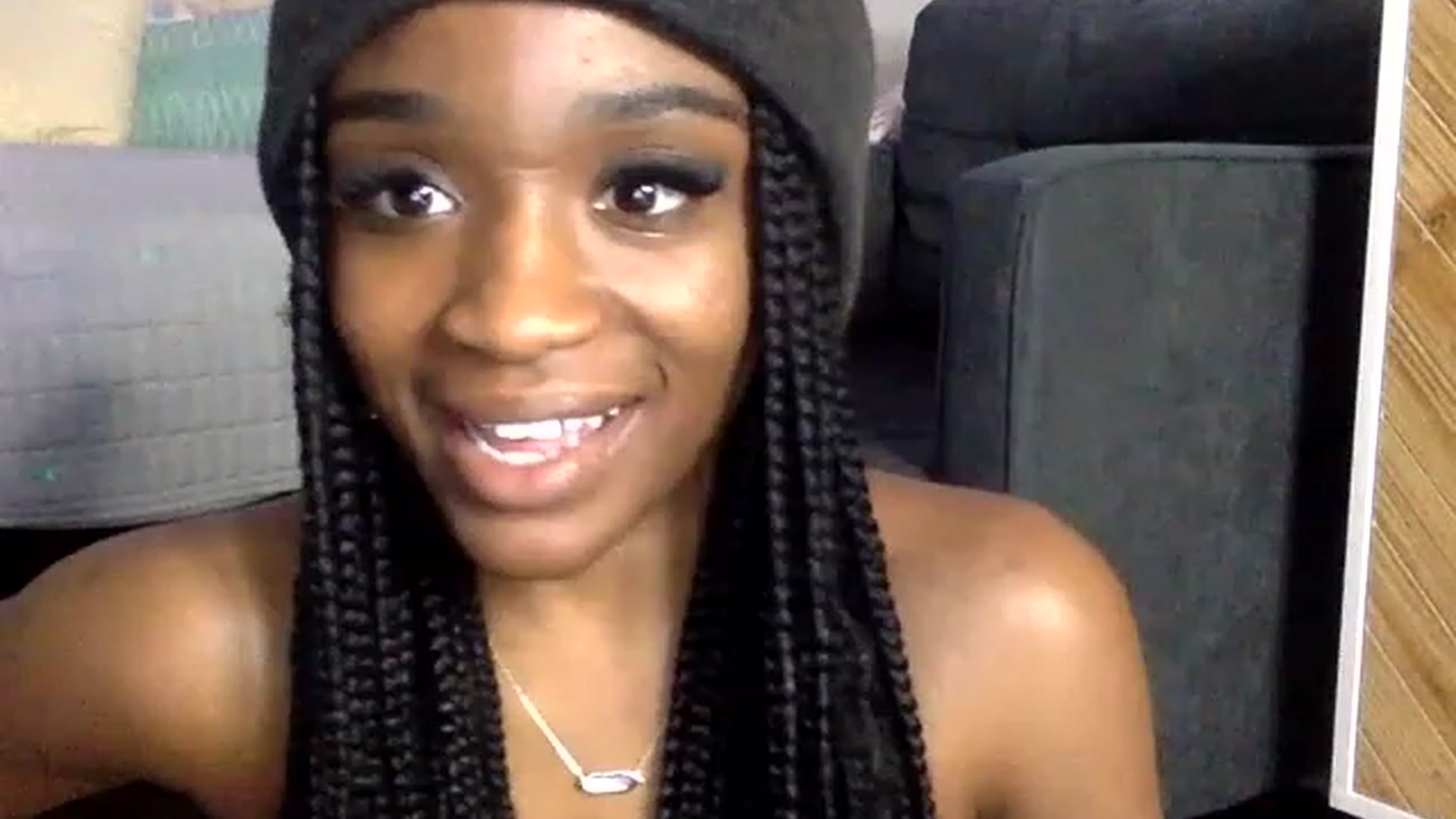 Gallery image thumbnail from sexyyliyahh's myfreecams stream on, 05/05/2023, 14:34 image 3 of 20