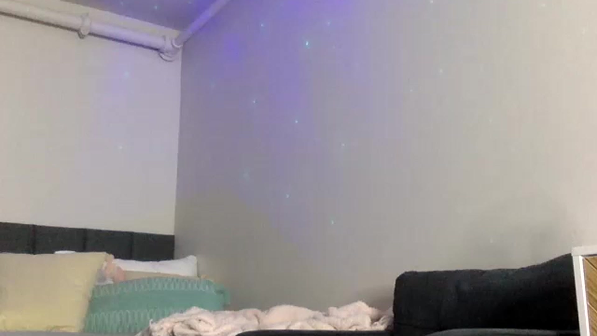 Gallery image thumbnail from sexyyliyahh's myfreecams stream on, 05/05/2023, 14:34 image 4 of 20