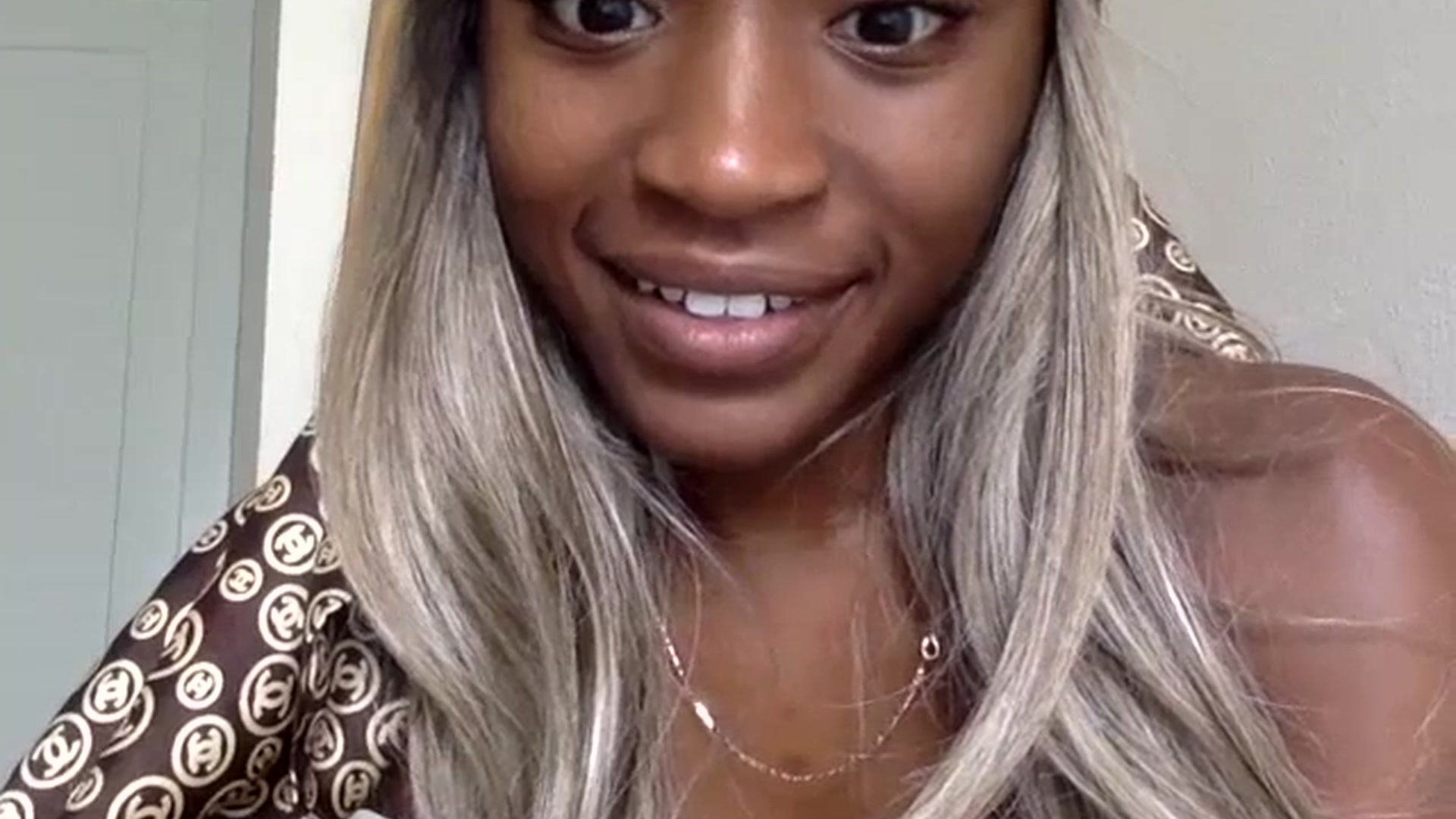 Gallery image thumbnail from sexyyliyahh's myfreecams stream on, 06/19/2023, 19:37 image 16 of 20