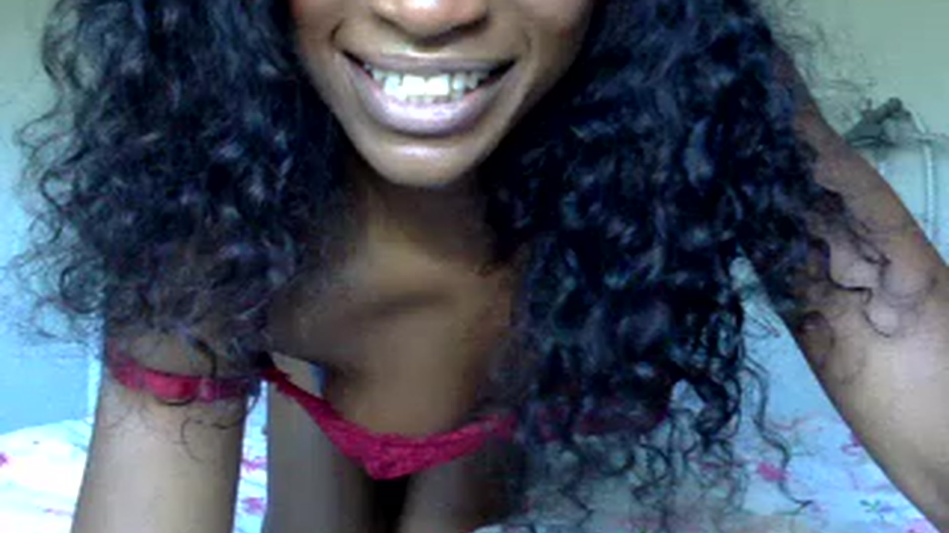 Gallery image thumbnail from sexyyliyahh's myfreecams stream on, 08/08/2023, 24:21 image 7 of 20