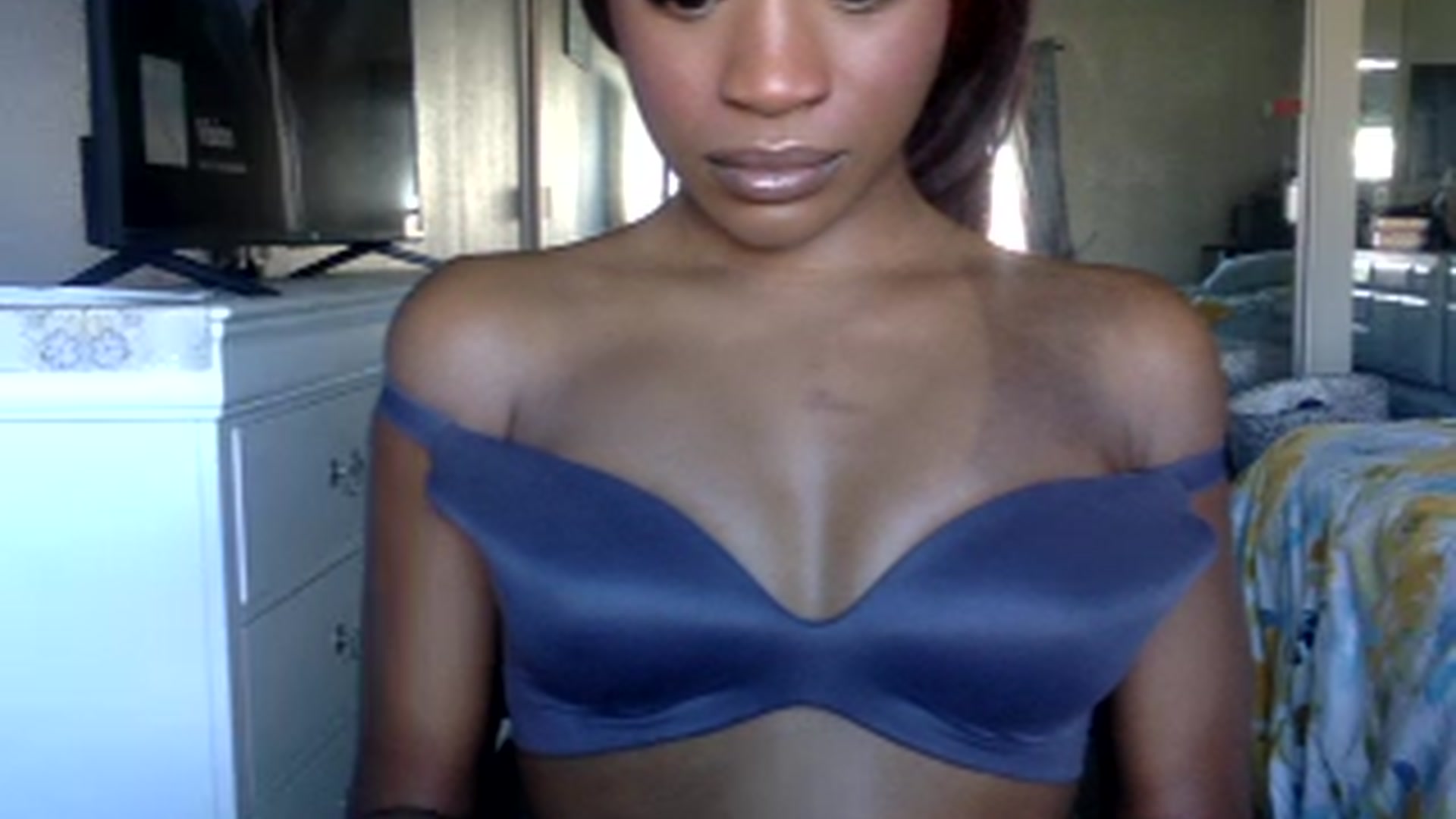 Gallery image thumbnail from sexyyliyahh's myfreecams stream on, 08/27/2023, 18:29 image 2 of 20