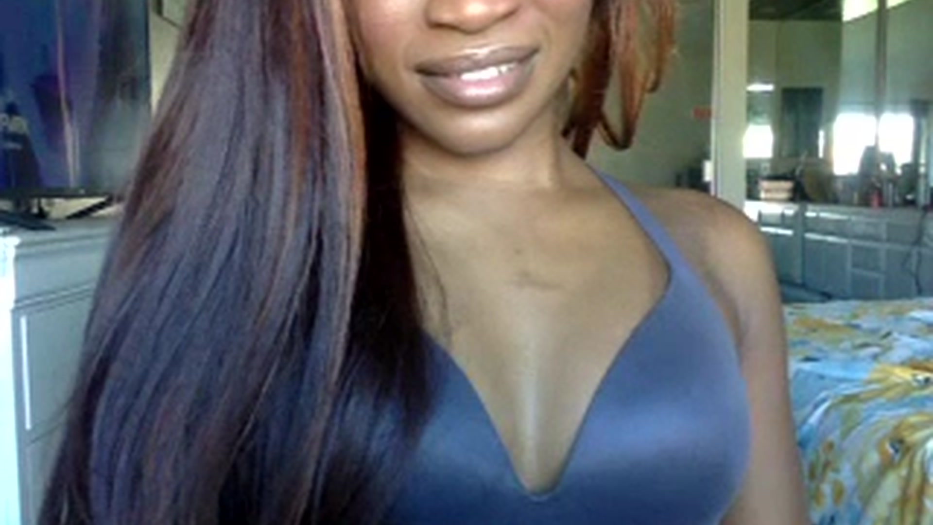 Gallery image thumbnail from sexyyliyahh's myfreecams stream on, 08/27/2023, 18:29 image 10 of 20