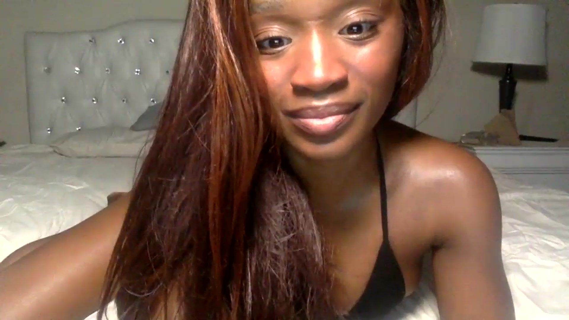 Gallery image thumbnail from sexyyliyahh's myfreecams stream on, 08/29/2023, 10:29 image 9 of 20