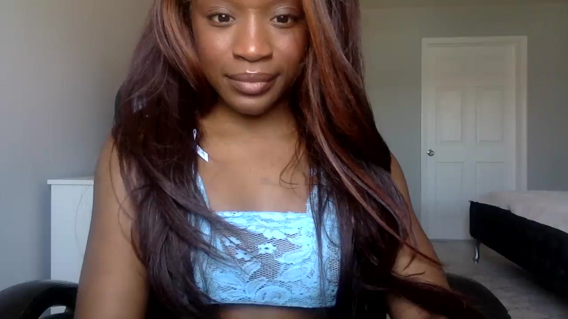 Gallery image thumbnail from sexyyliyahh's myfreecams stream on, 08/31/2023, 19:19 image 14 of 20