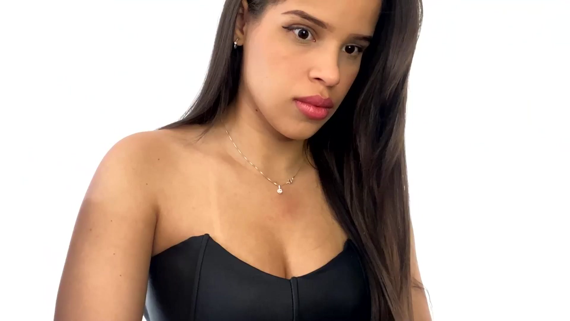 Gallery image thumbnail from shaiduzhnikov's myfreecams stream on, 08/25/2024, 10:56 image 9 of 20