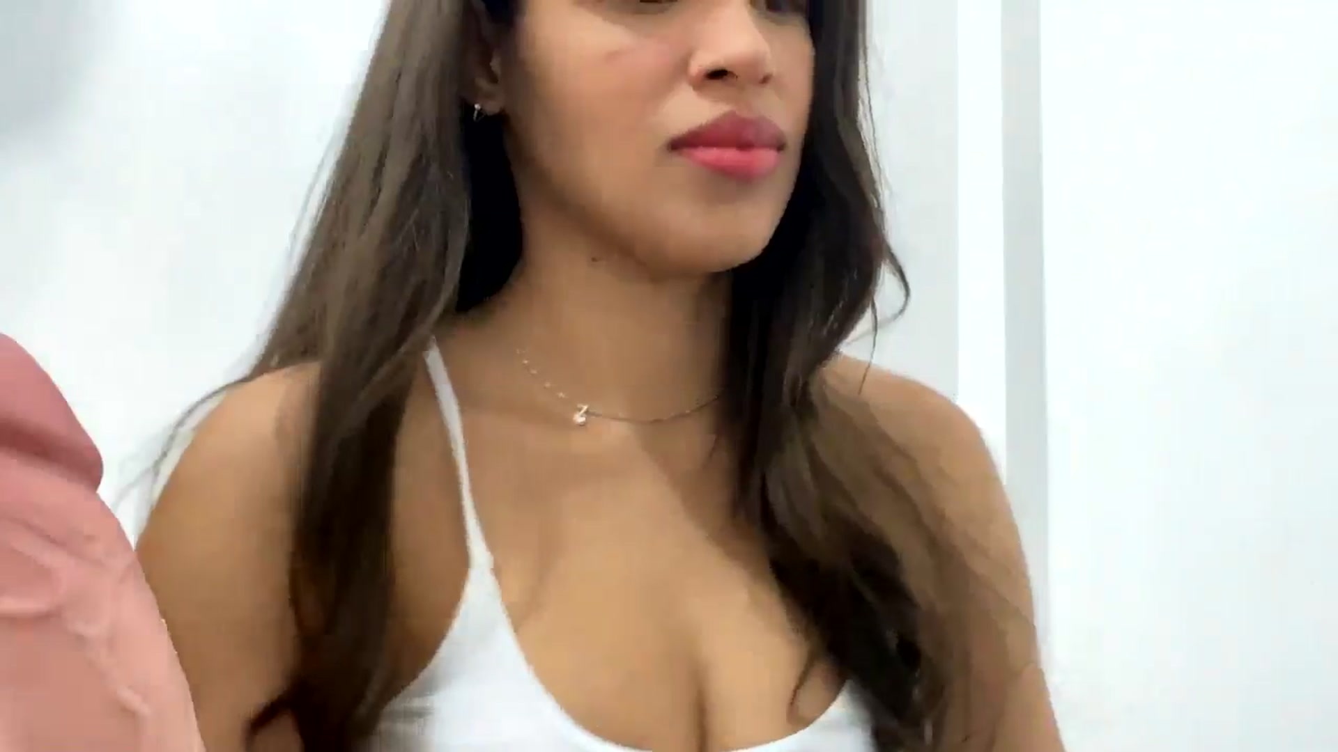 Gallery image thumbnail from shaiduzhnikov's myfreecams stream on, 08/26/2024, 12:59 image 5 of 20