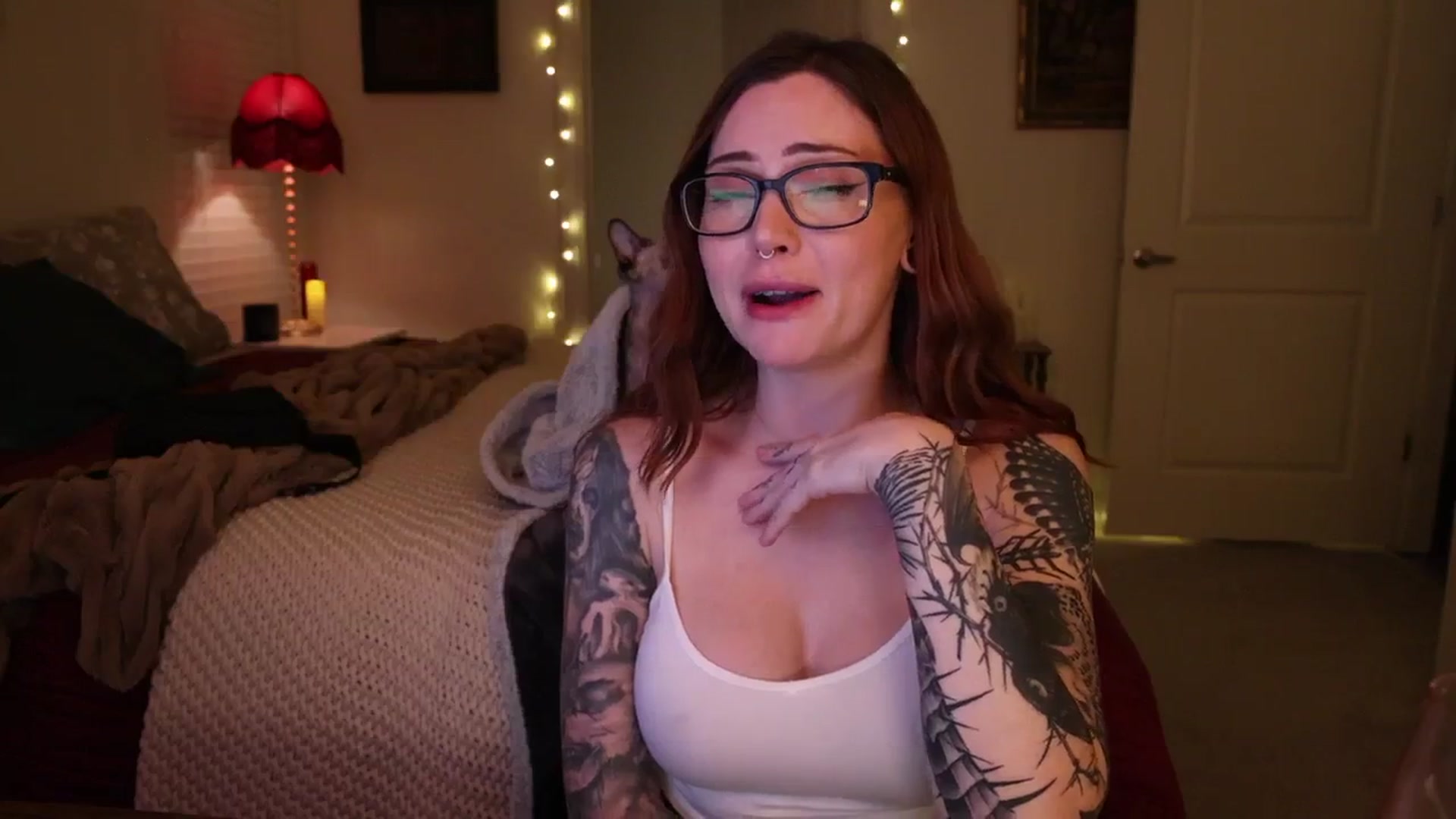 Gallery image thumbnail from shesmyjam's myfreecams stream on, 02/20/2026, 08:17 image 10 of 20