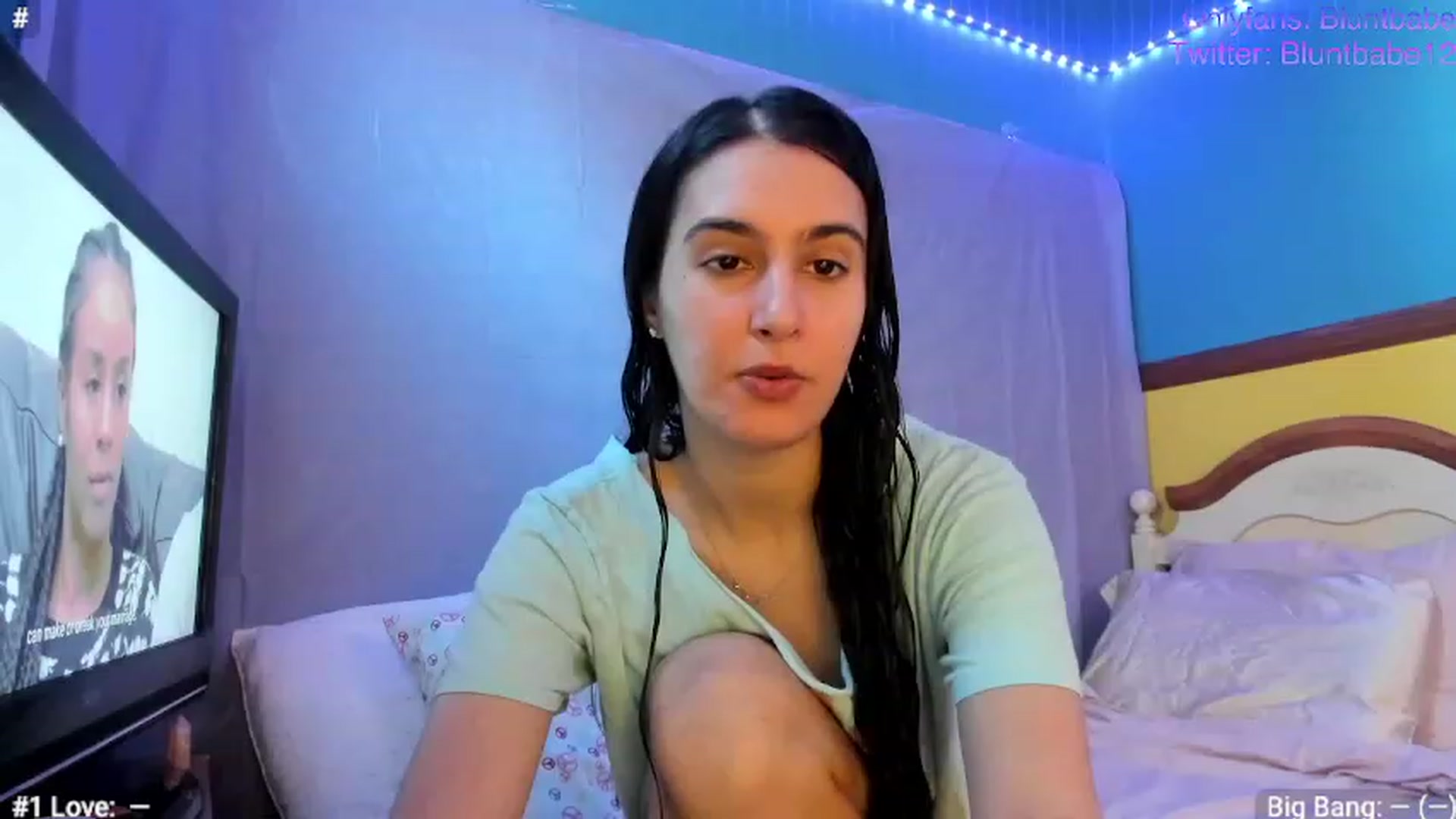 Gallery image thumbnail from shysasha1's myfreecams stream on, 12/01/2022, 20:42 image 4 of 20