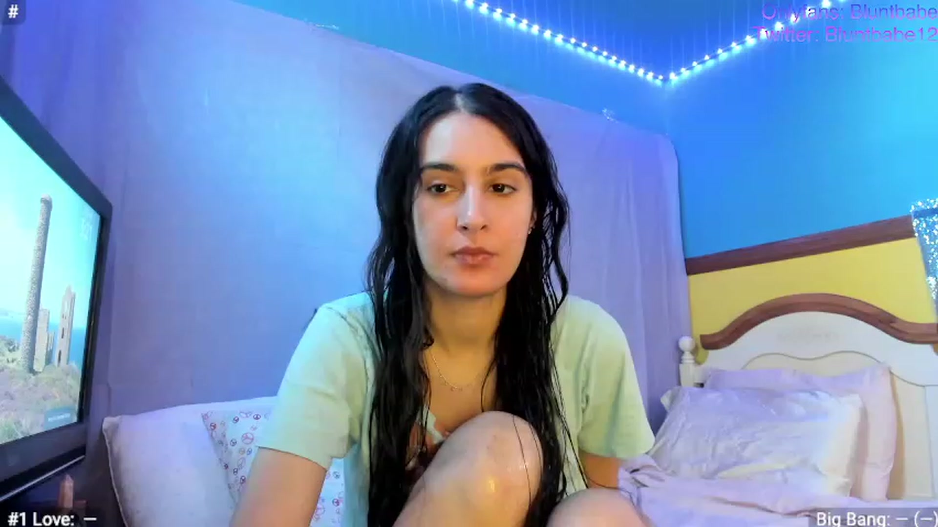 Gallery image thumbnail from shysasha1's myfreecams stream on, 12/01/2022, 20:42 image 11 of 20