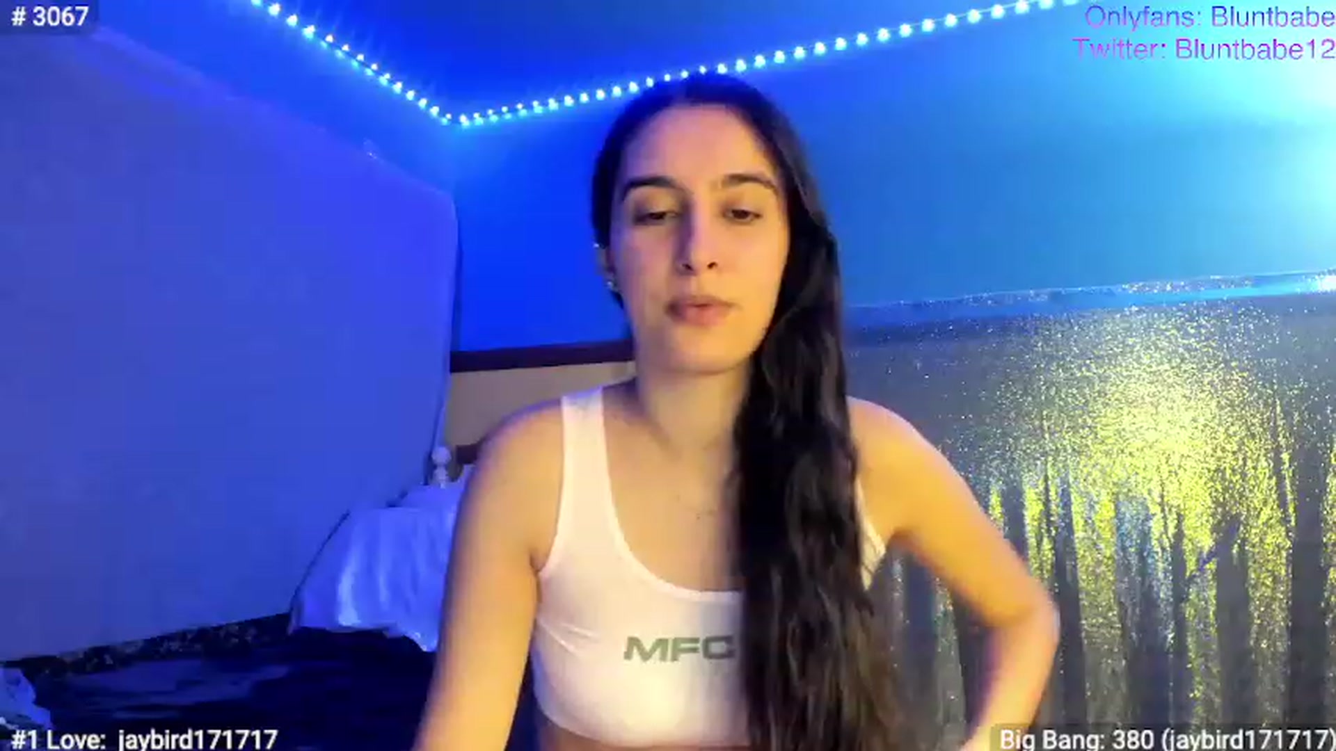 Gallery image thumbnail from shysasha1's myfreecams stream on, 12/04/2022, 03:15 image 4 of 20