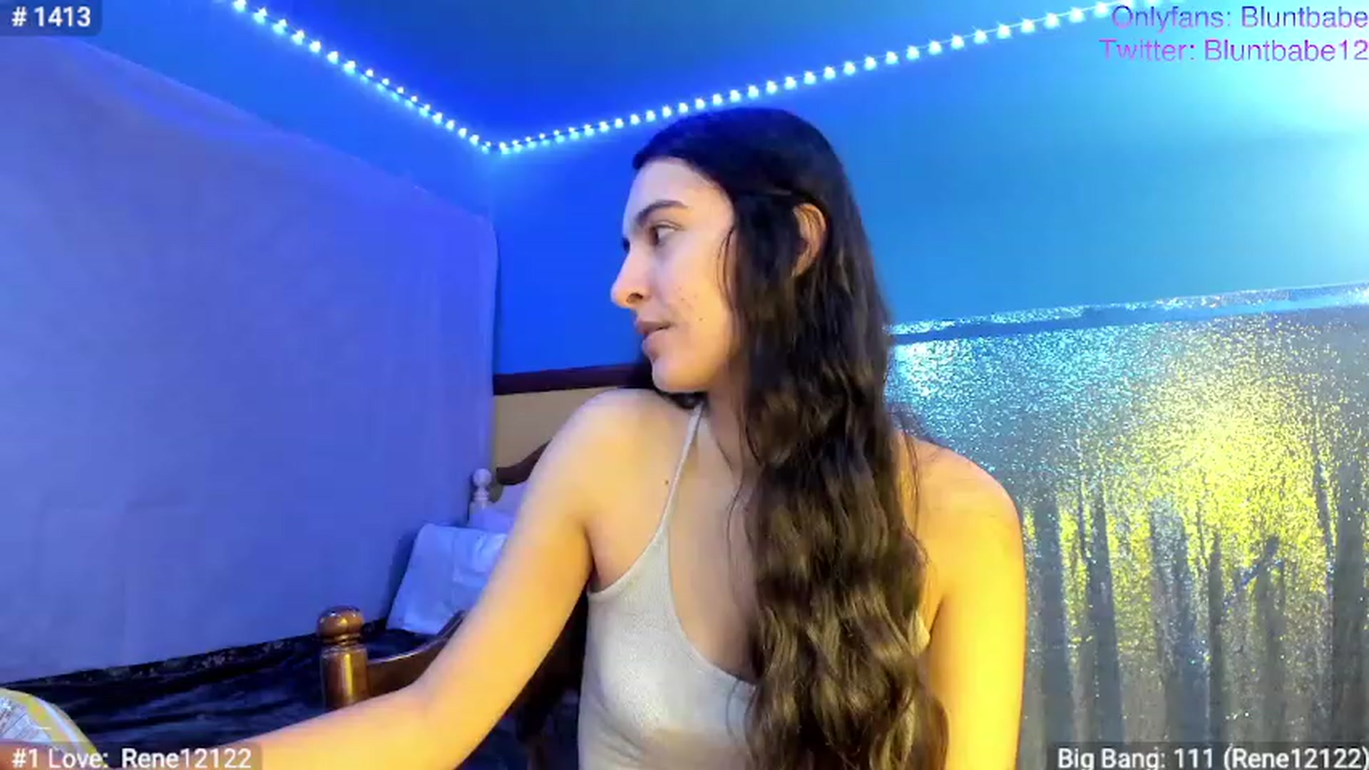 Gallery image thumbnail from shysasha1's myfreecams stream on, 12/06/2022, 20:02 image 9 of 20