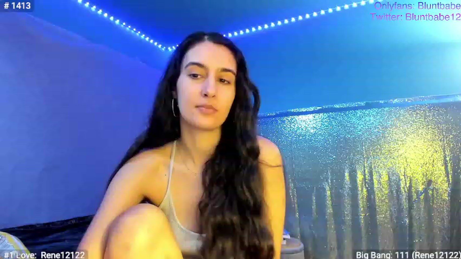Gallery image thumbnail from shysasha1's myfreecams stream on, 12/06/2022, 20:02 image 19 of 20