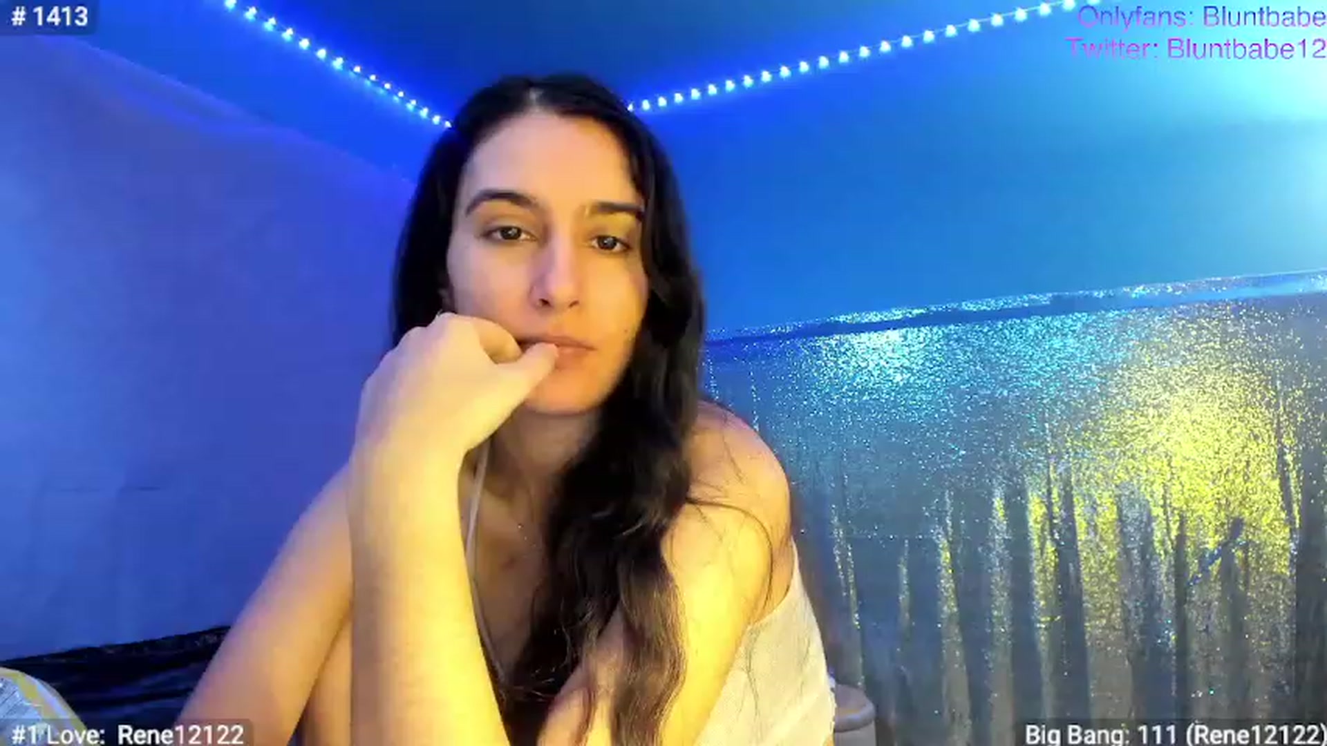 Gallery image thumbnail from shysasha1's myfreecams stream on, 12/06/2022, 20:02 image 18 of 20