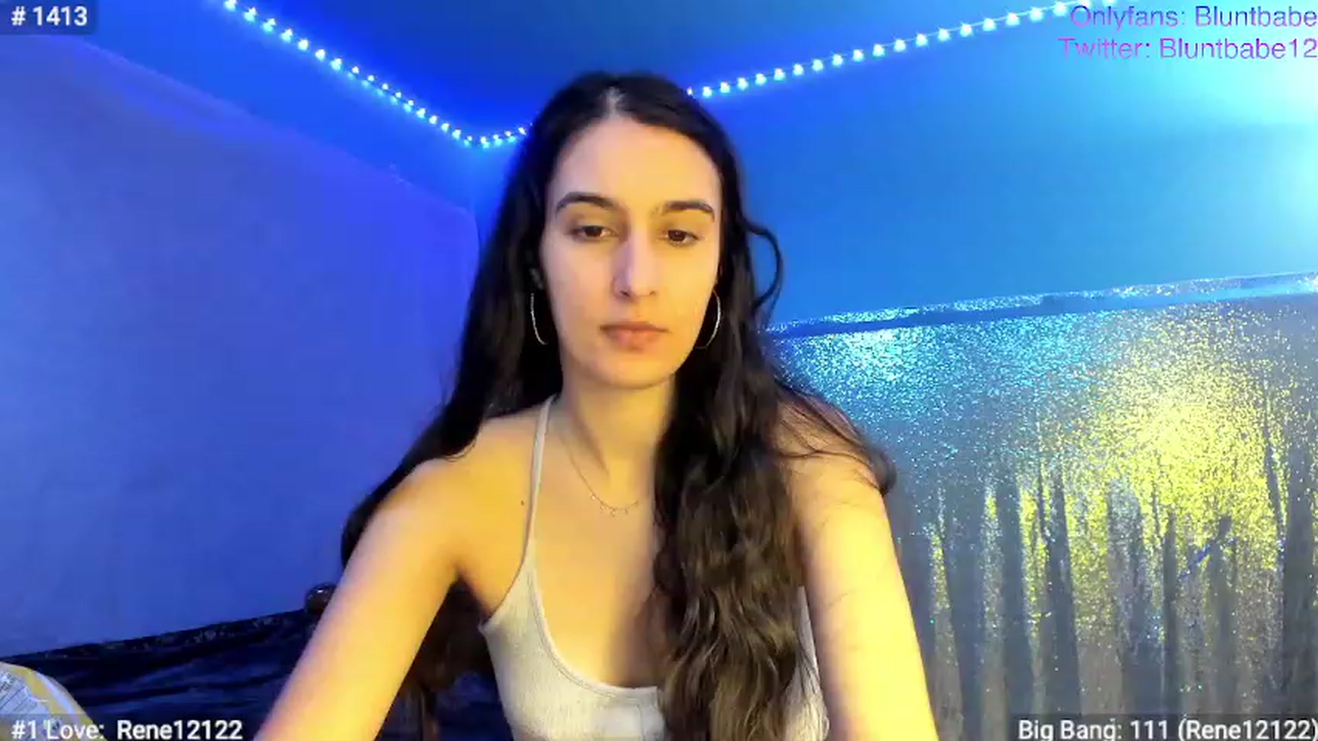 Gallery image thumbnail from shysasha1's myfreecams stream on, 12/06/2022, 20:02 image 15 of 20