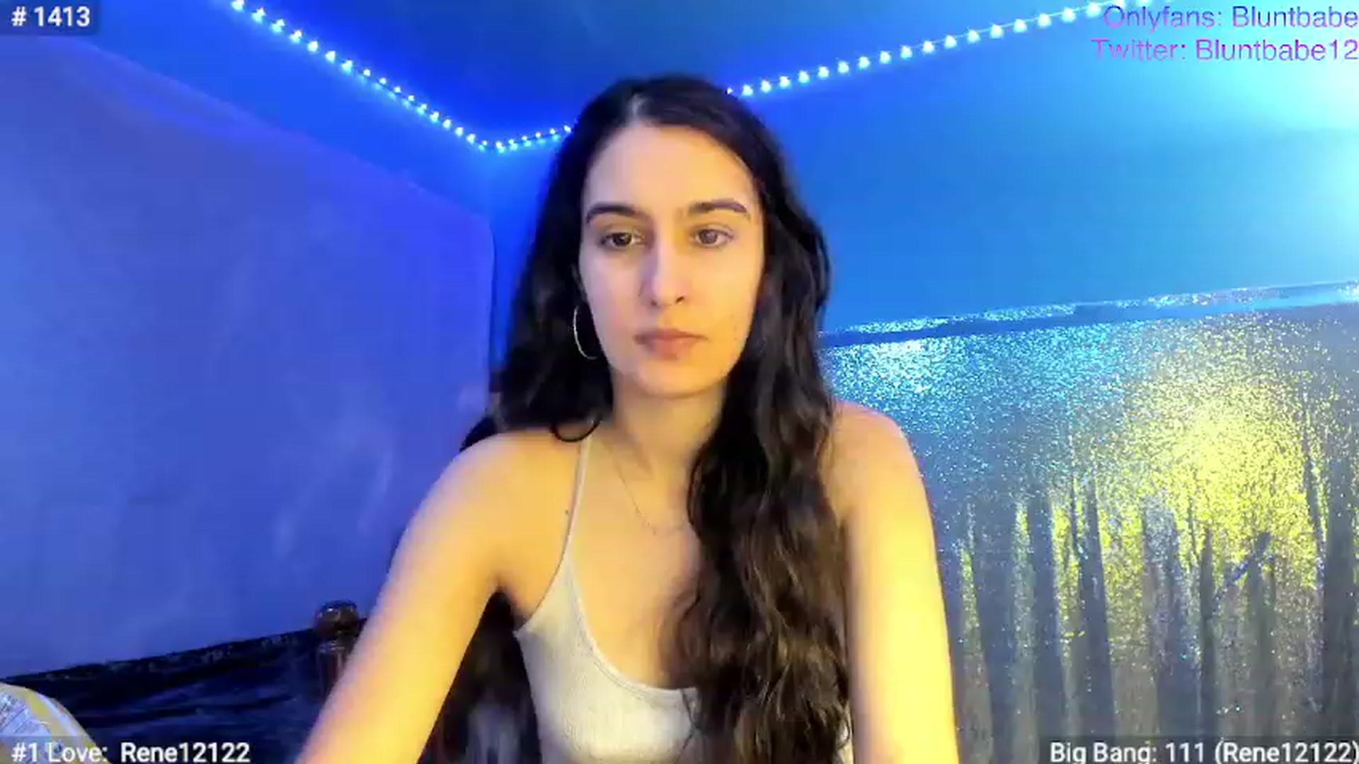 Gallery image thumbnail from shysasha1's myfreecams stream on, 12/06/2022, 20:02 image 12 of 20