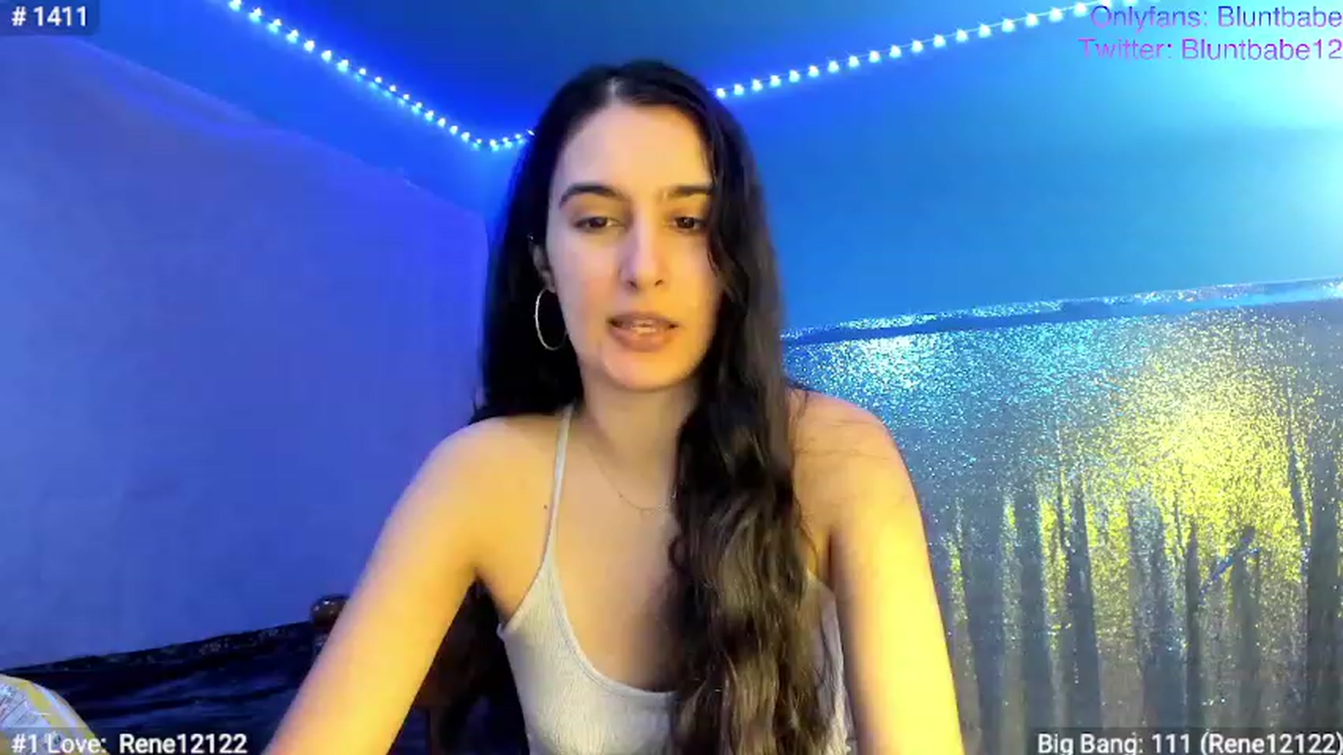 Gallery image thumbnail from shysasha1's myfreecams stream on, 12/06/2022, 20:02 image 8 of 20