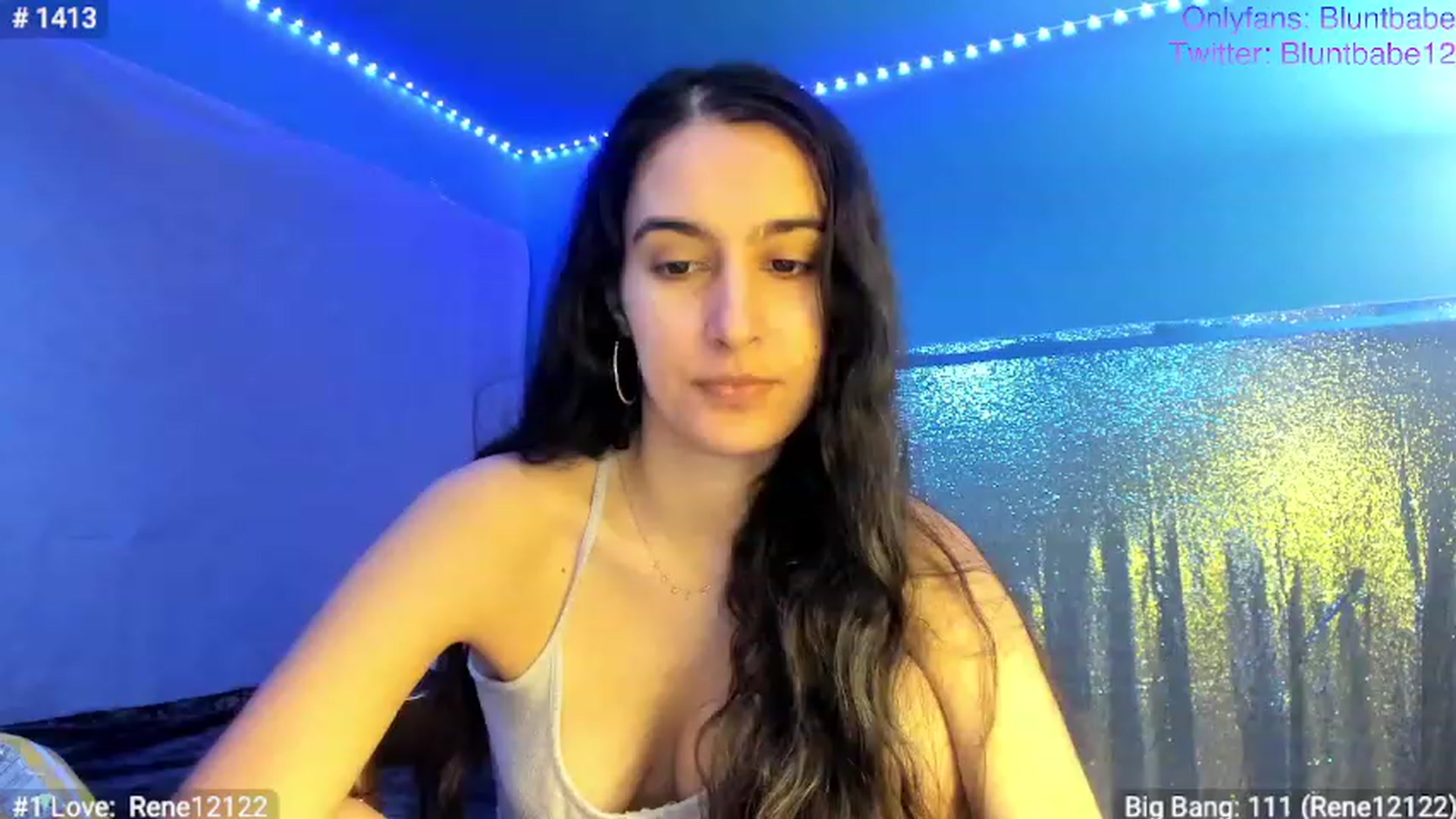 Gallery image thumbnail from shysasha1's myfreecams stream on, 12/06/2022, 20:02 image 16 of 20