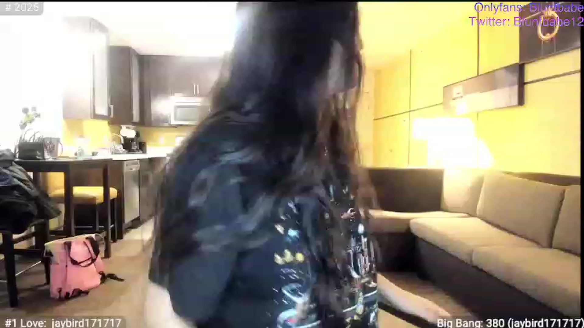 Gallery image thumbnail from shysasha1's myfreecams stream on, 12/11/2022, 04:03 image 4 of 20