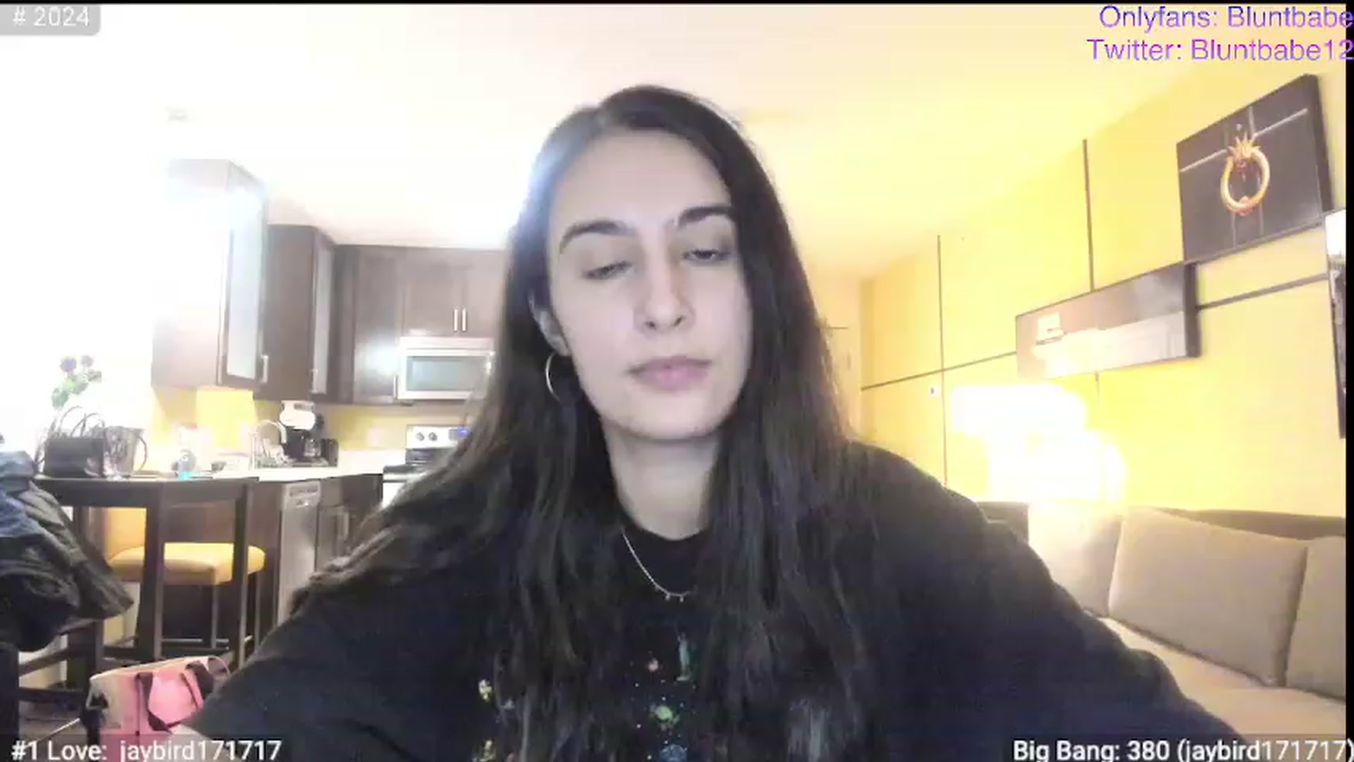 Gallery image thumbnail from shysasha1's myfreecams stream on, 12/11/2022, 04:03 image 3 of 20