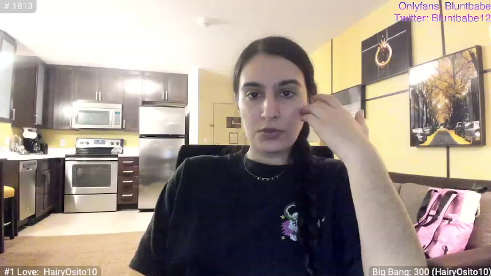 Gallery image thumbnail from shysasha1's myfreecams stream on, 12/17/2022, 03:32 image 6 of 20