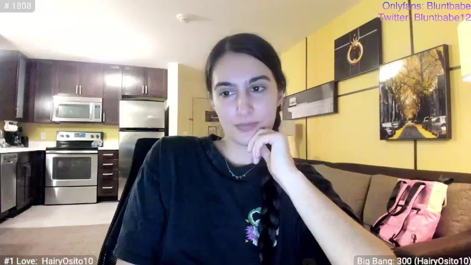 Gallery image thumbnail from shysasha1's myfreecams stream on, 12/17/2022, 03:32 image 7 of 20