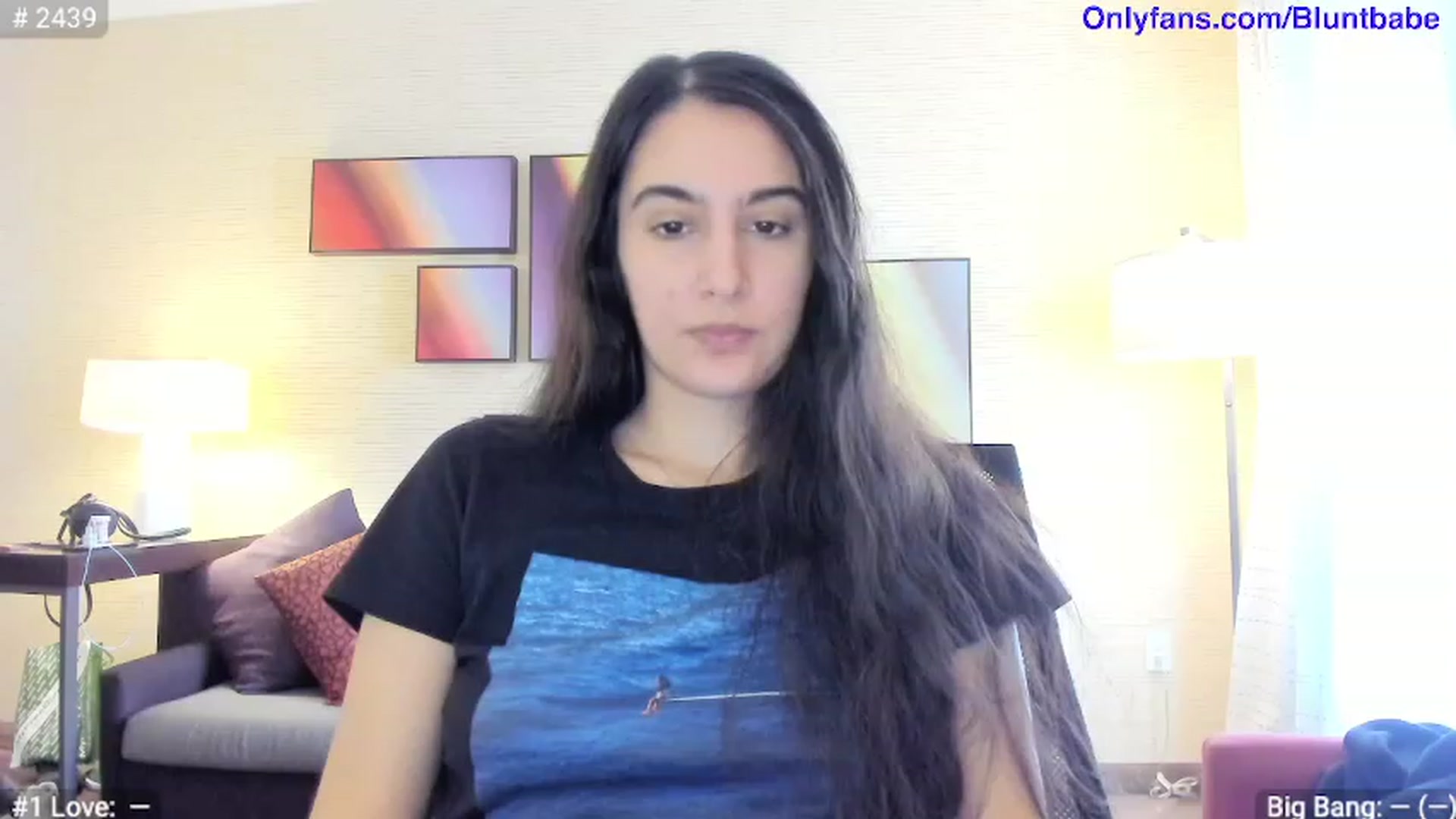 Gallery image thumbnail from shysasha1's myfreecams stream on, 01/17/2023, 20:31 image 3 of 20