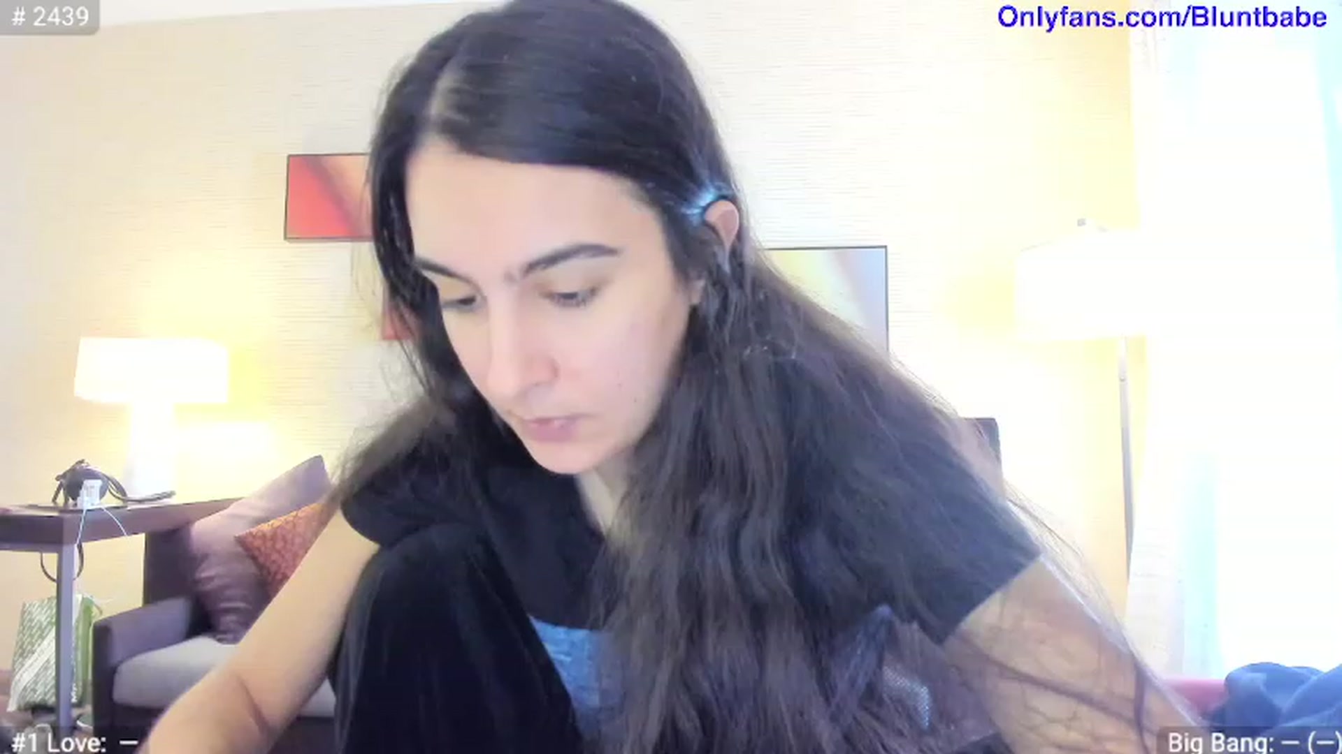 Gallery image thumbnail from shysasha1's myfreecams stream on, 01/17/2023, 20:31 image 15 of 20
