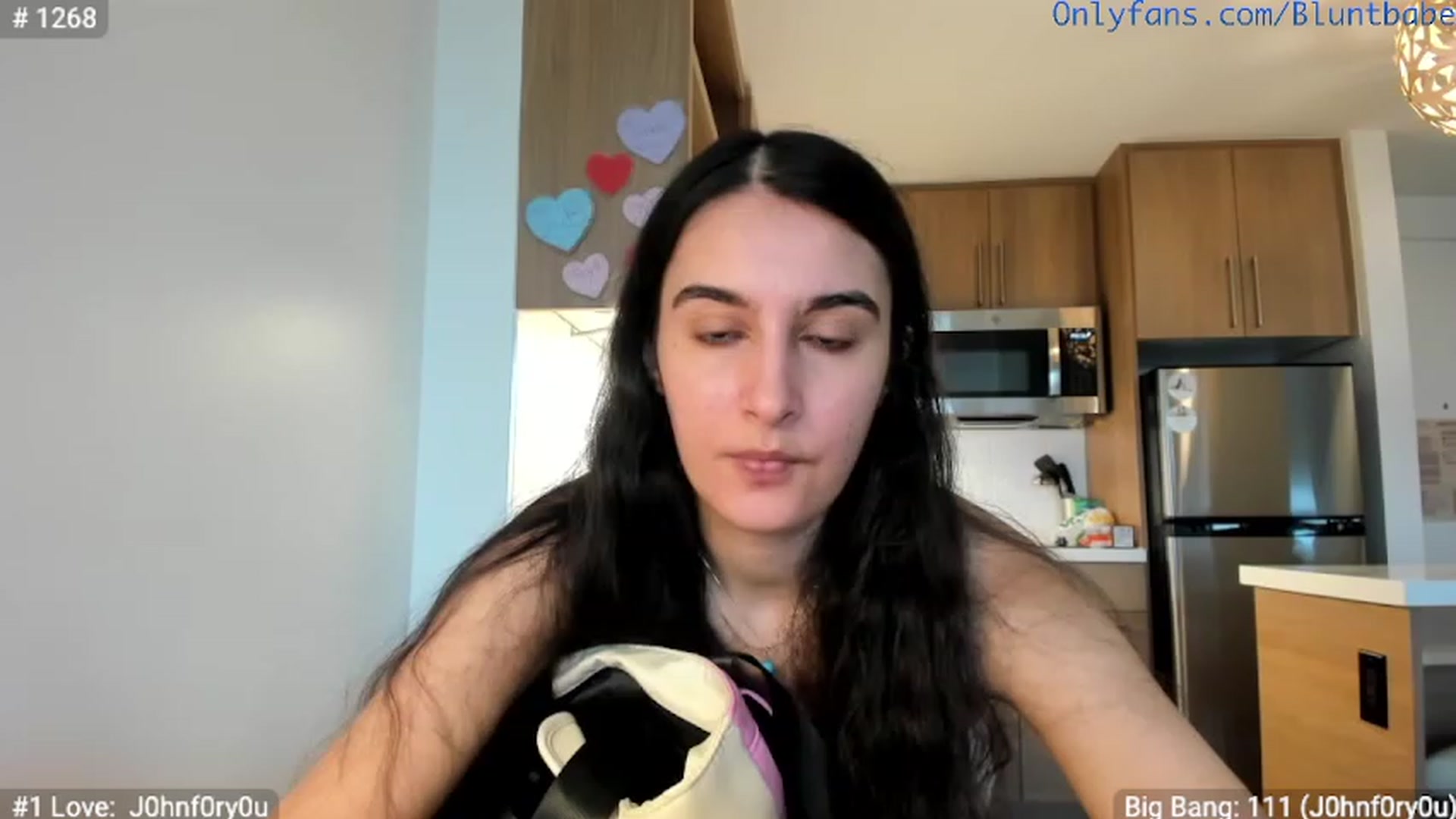 Gallery image thumbnail from shysasha1's myfreecams stream on, 02/07/2023, 20:18 image 19 of 20