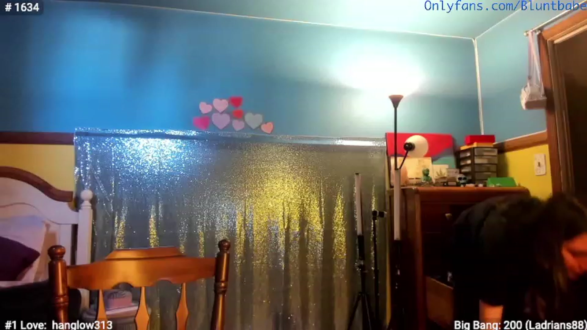 Gallery image thumbnail from shysasha1's myfreecams stream on, 02/13/2023, 19:25 image 6 of 20