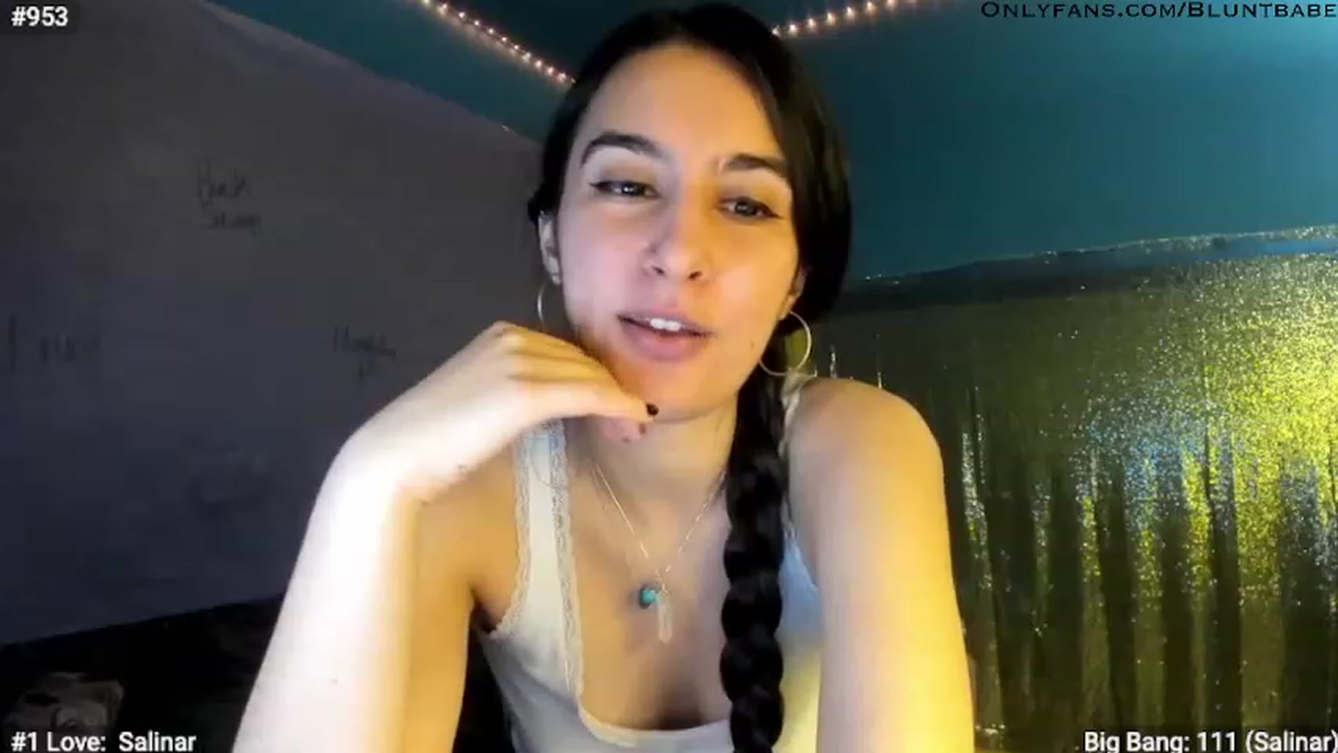 Gallery image thumbnail from shysasha1's myfreecams stream on, 03/03/2023, 03:08 image 11 of 20